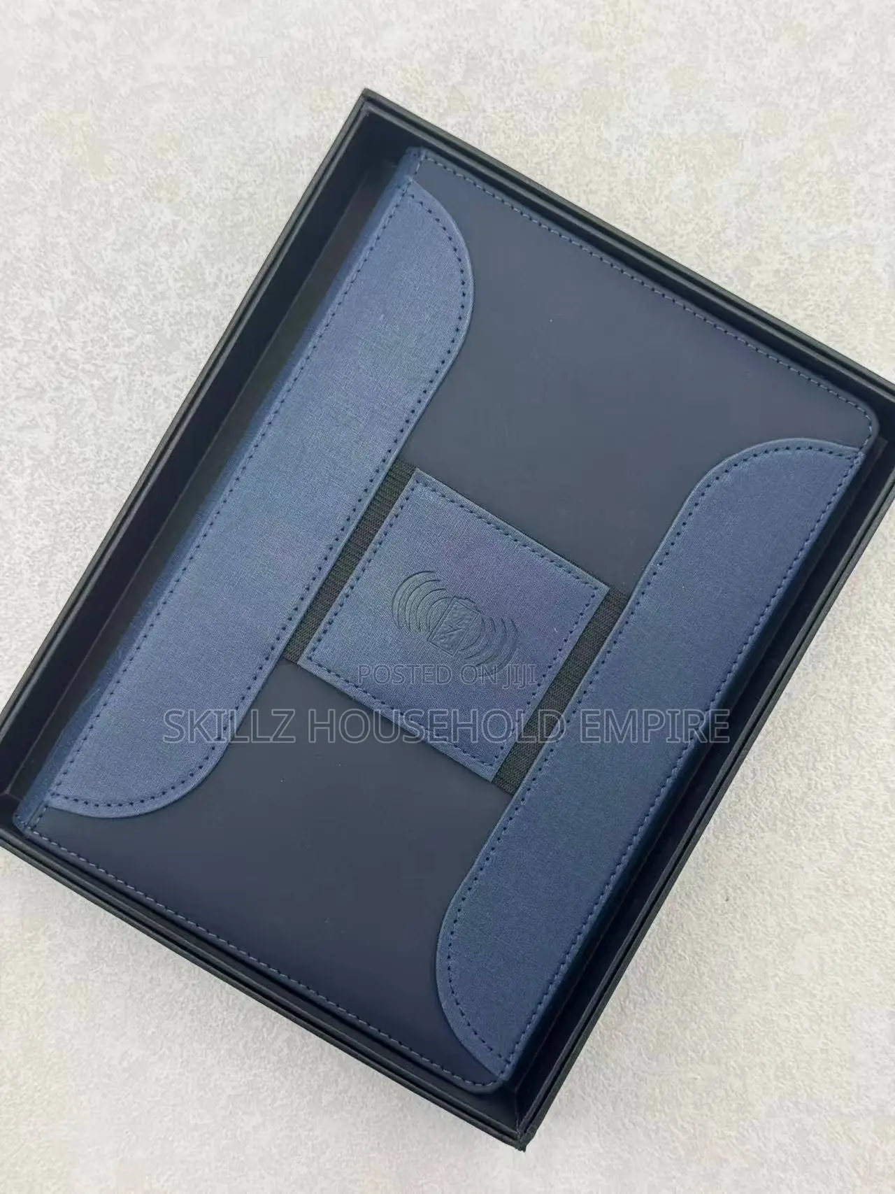 Notepad With Wireless Charging