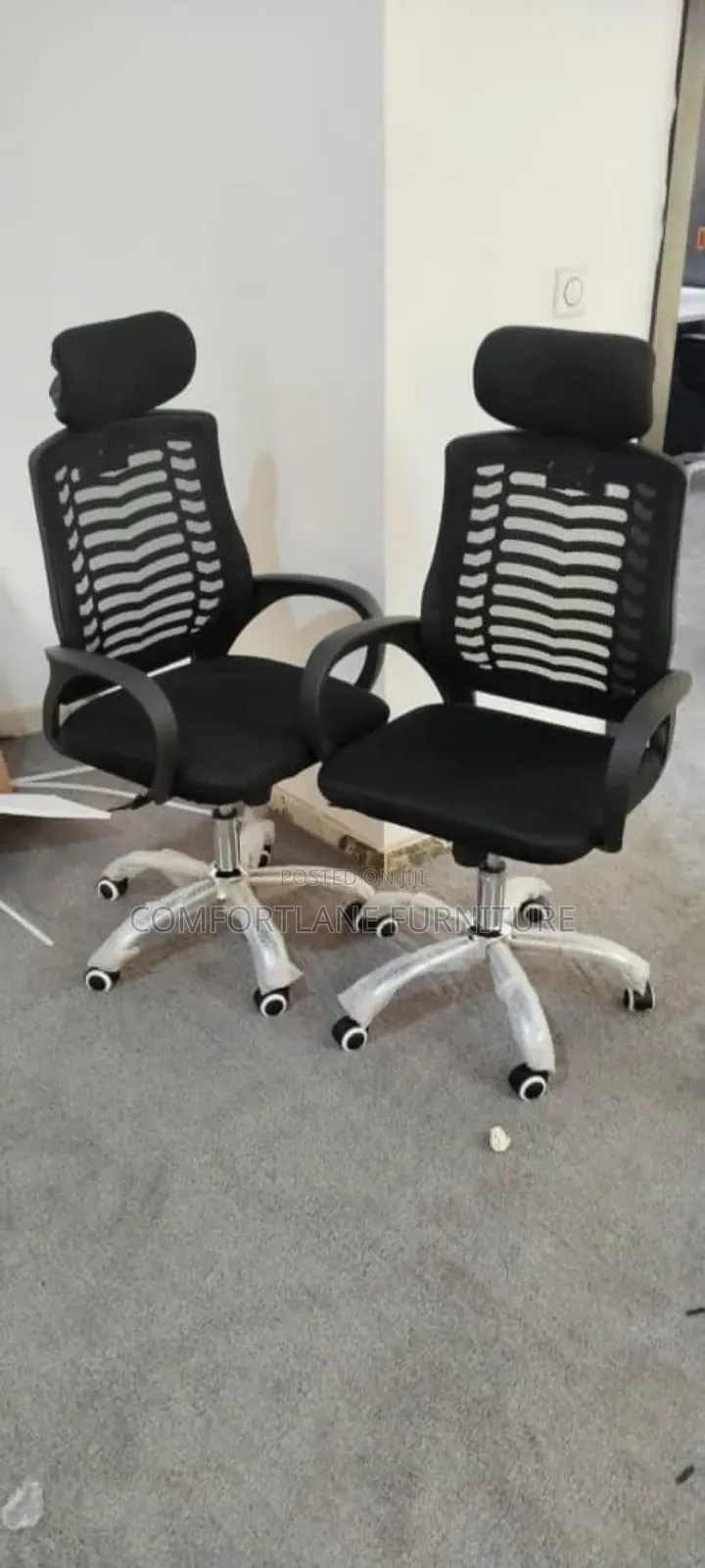 Office Swivel Chair With Headrest