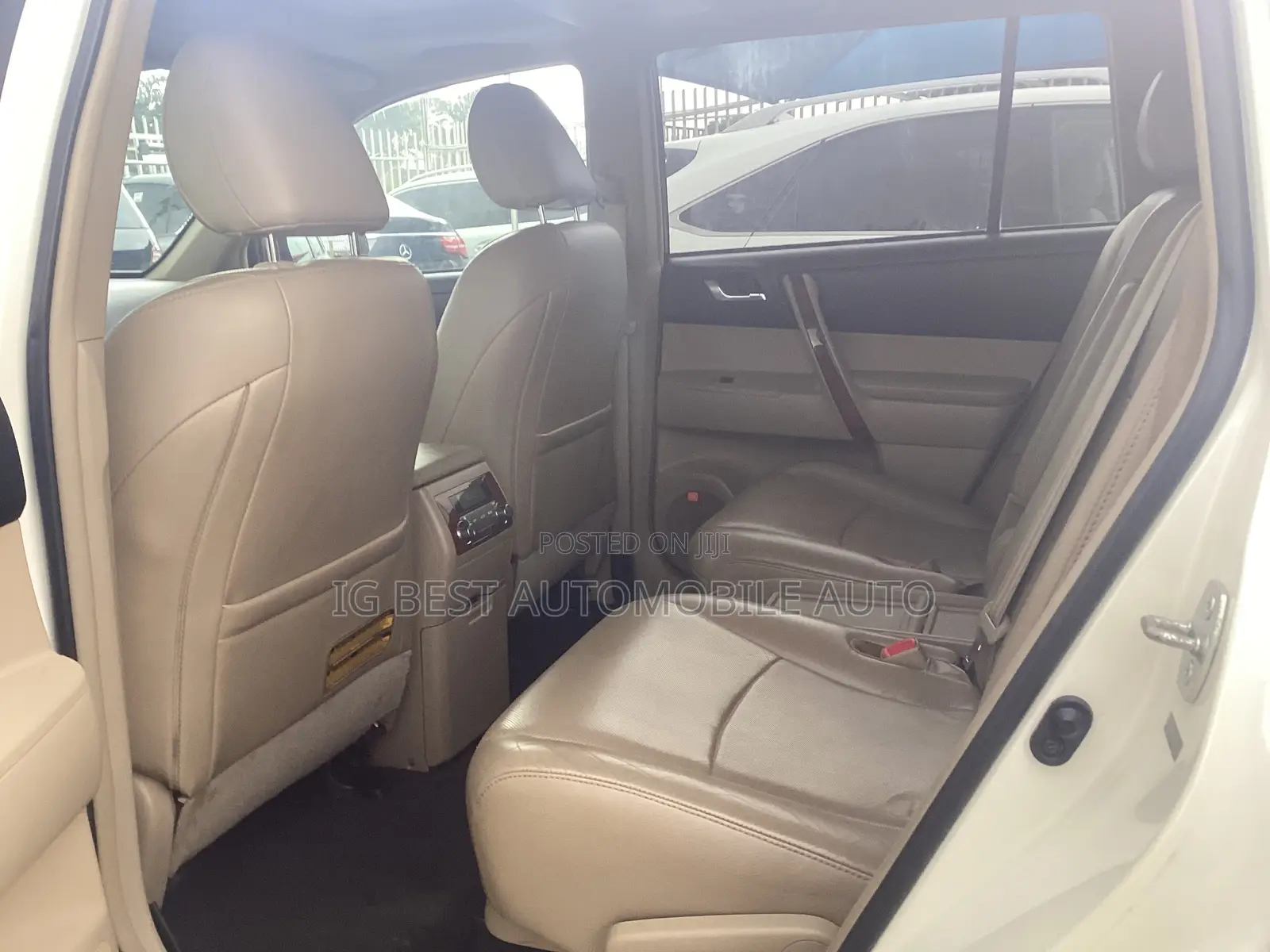 Toyota Highlander Limited 3.5l 4WD 2013 White