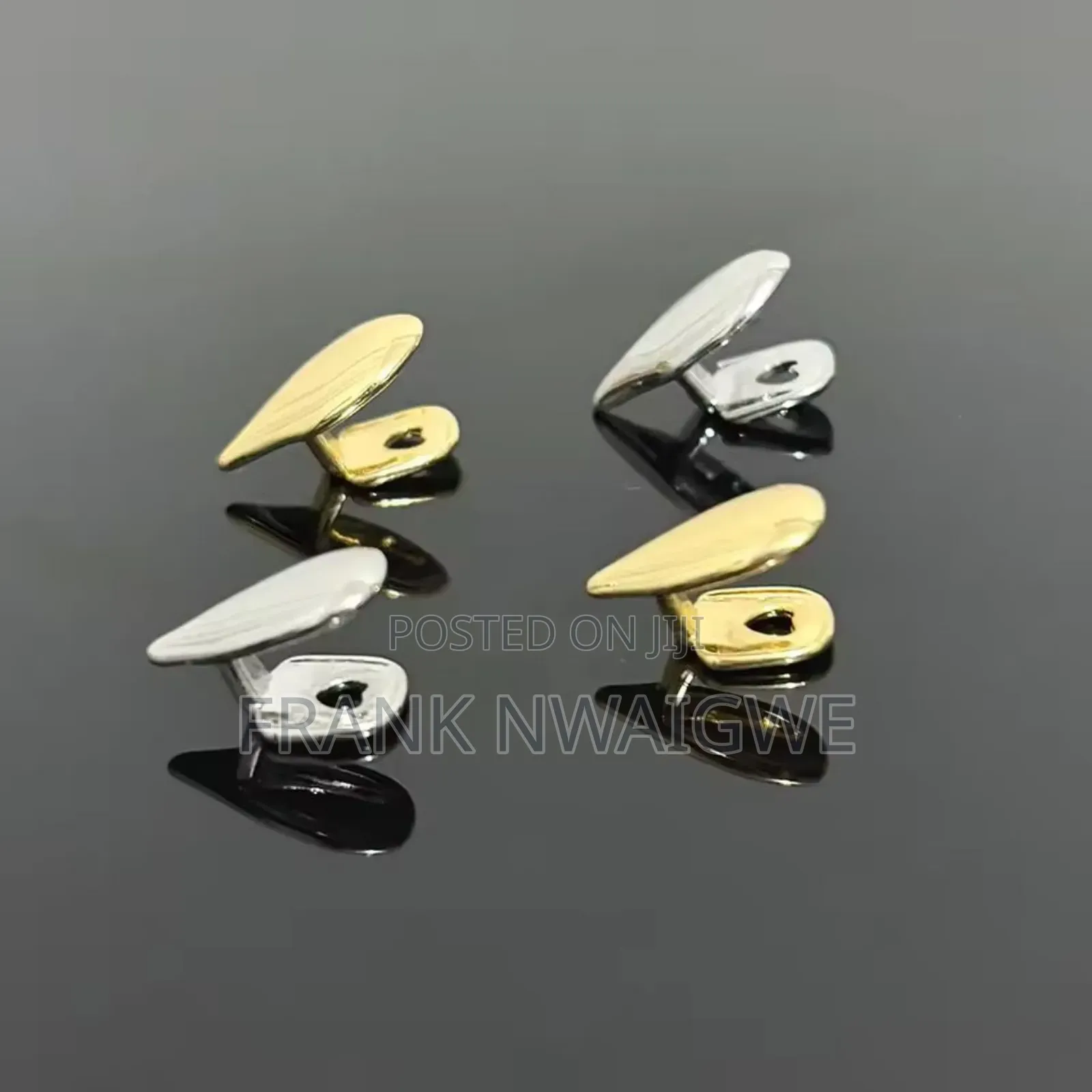Vampire Fangs Gold and Silver Single Tooth Grills