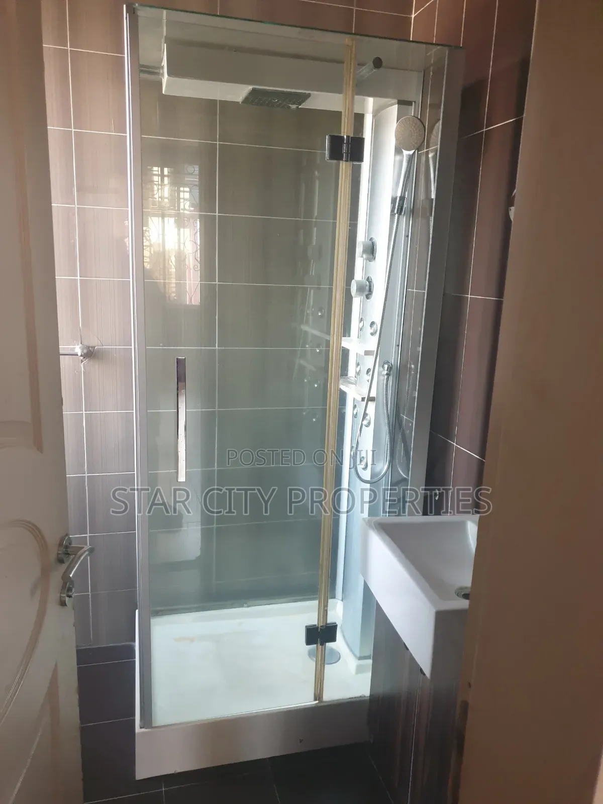 3bdrm Apartment in Magodo Ph, GRA Phase 2 Shangisha for rent