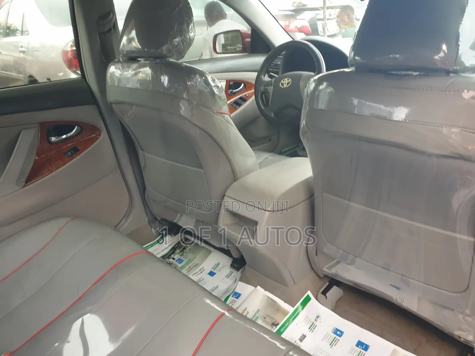 Toyota Camry LE V6 4dr Sedan (3.5L 6cyl 6AM) 2010 Red