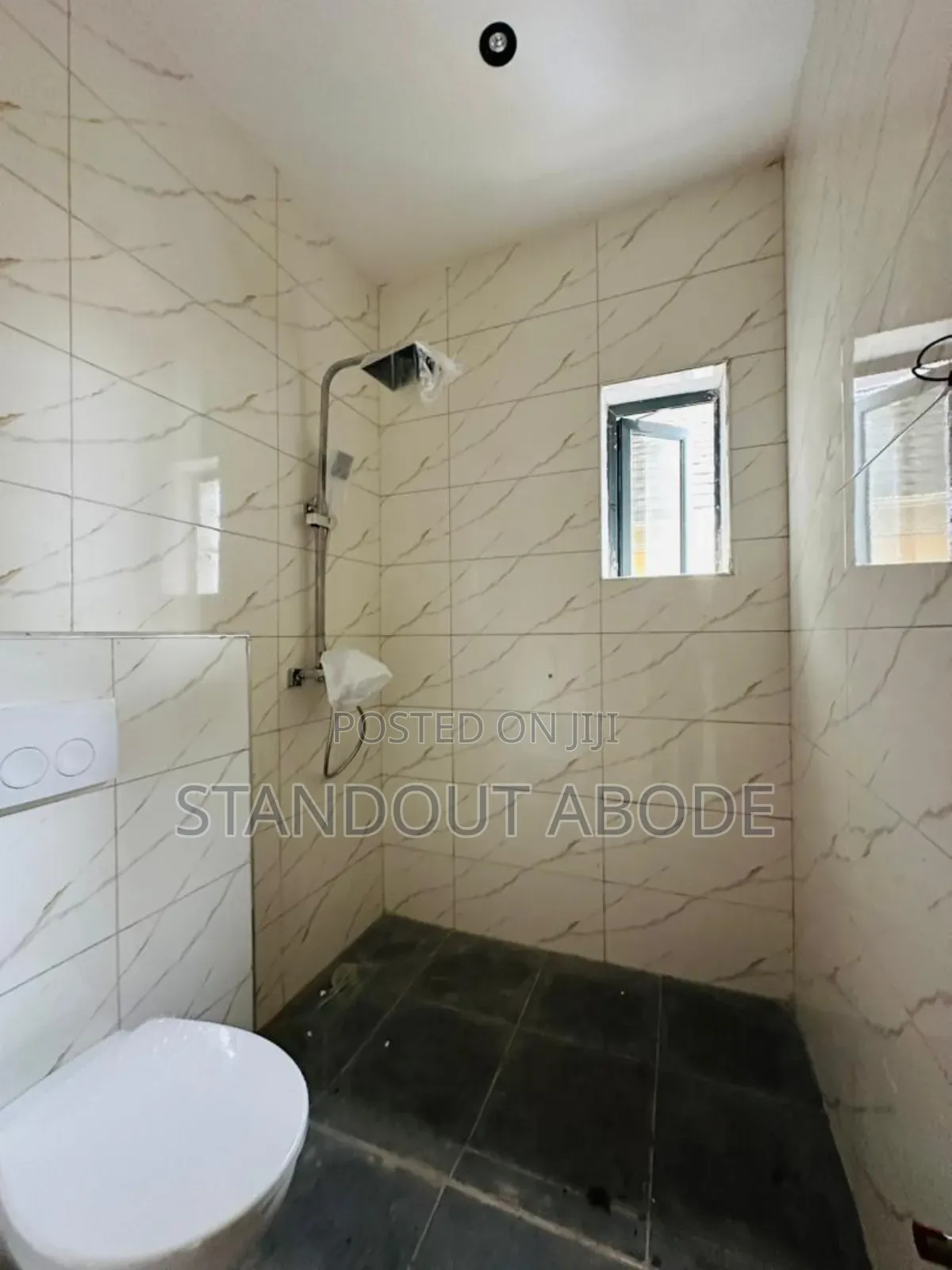 4bdrm Duplex in In A Call To Access, Gbagada for sale