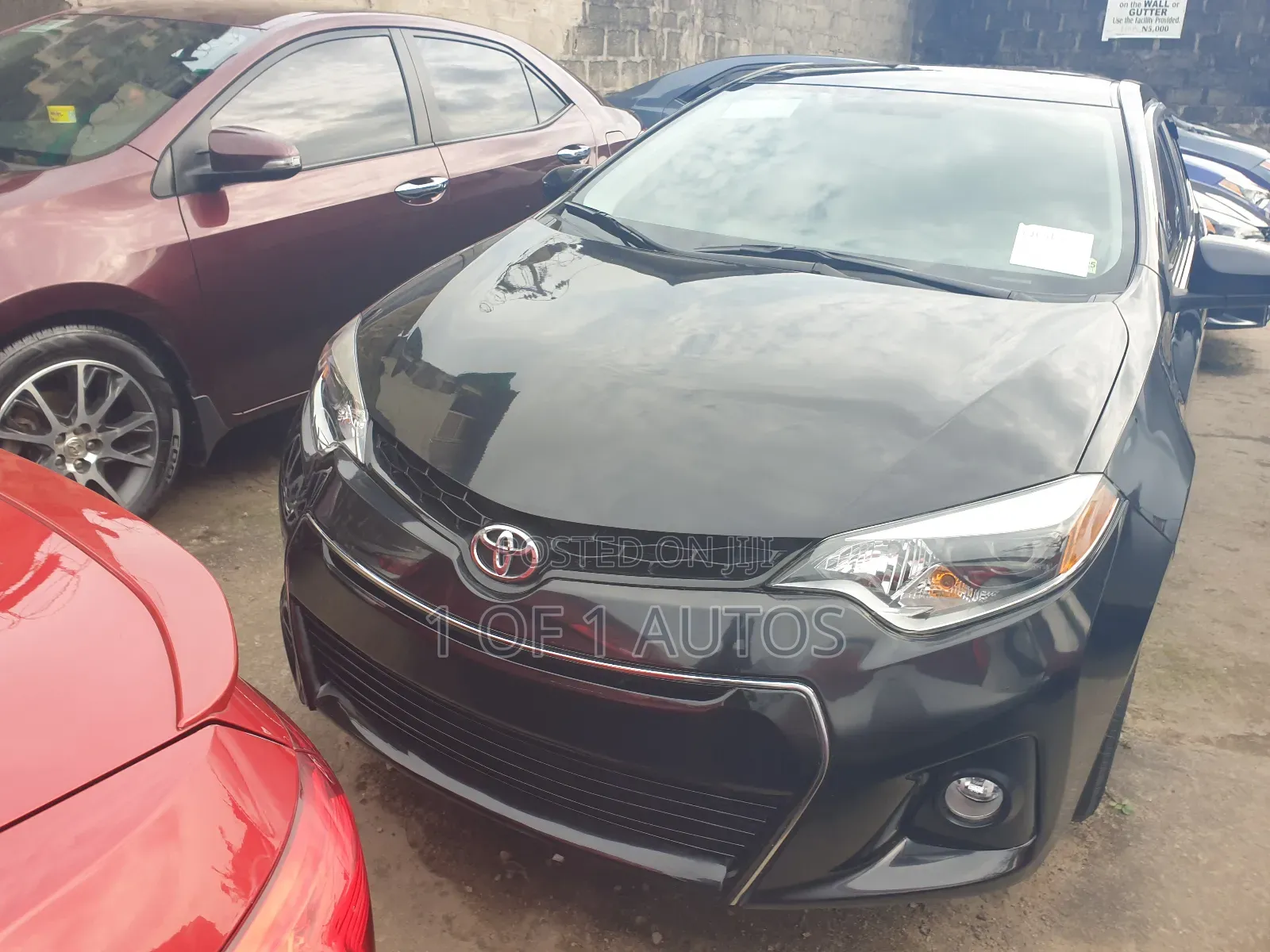 Toyota Corolla LE 4dr Sedan (1.8L 4cyl CVT) 2015 Black