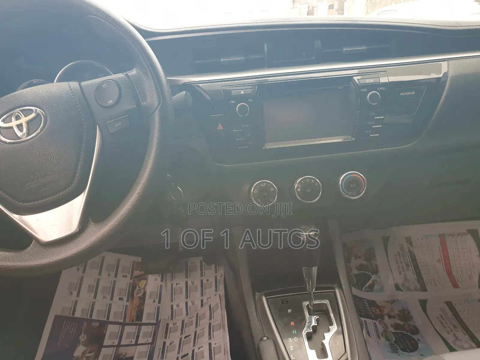 Toyota Corolla LE 4dr Sedan (1.8L 4cyl CVT) 2015 Black