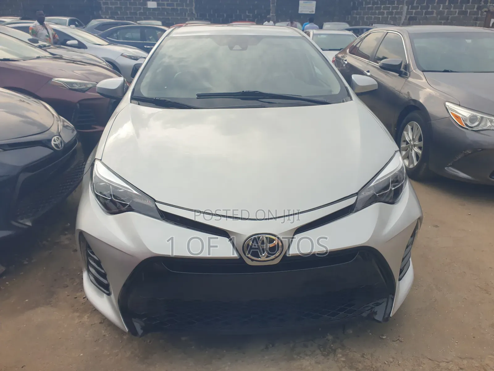 Toyota Corolla LE (1.8L 4cyl 2A) 2019 Silver