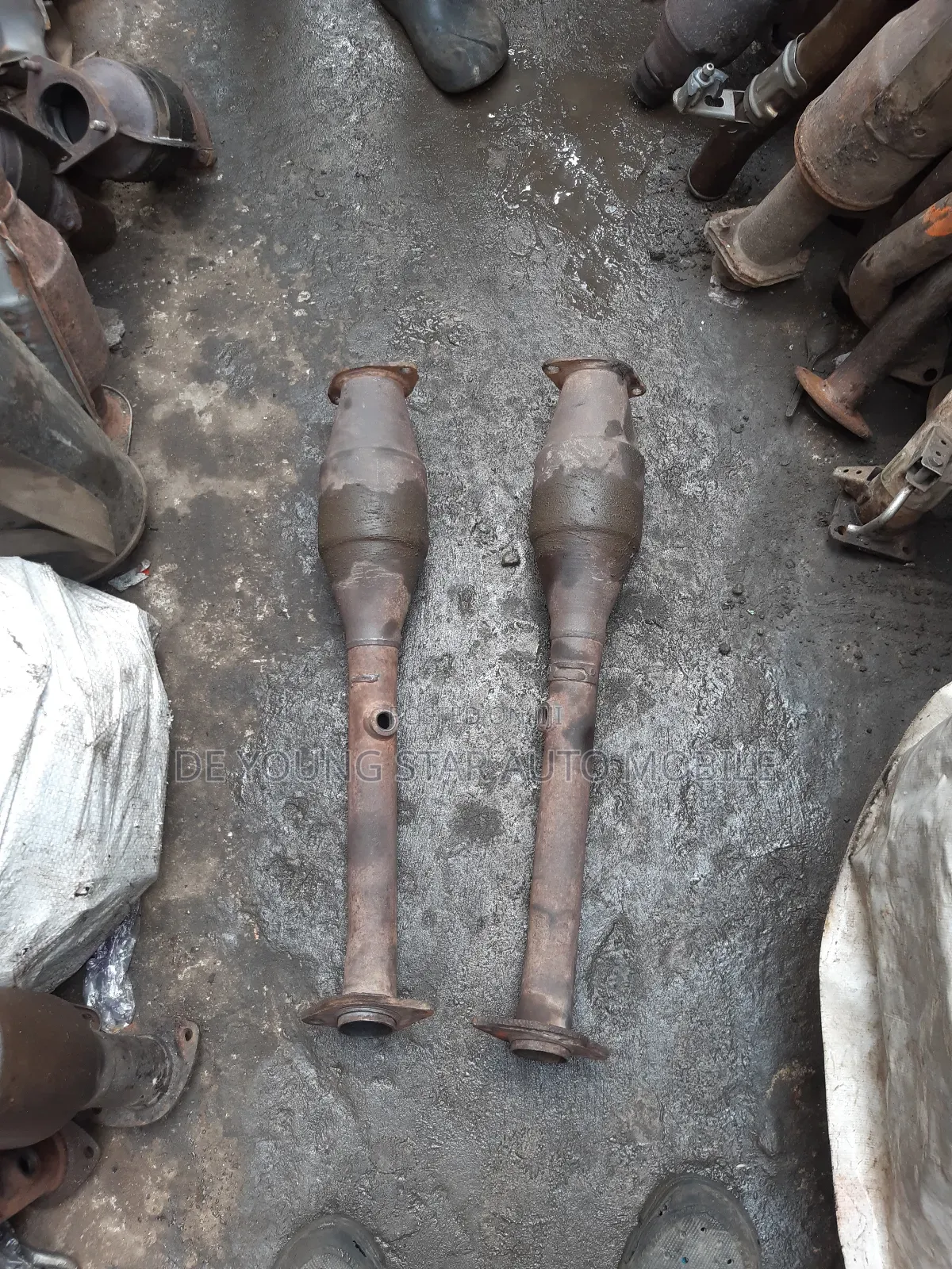 Centre Catalyst for Nissan Pathfinder 2005 Model