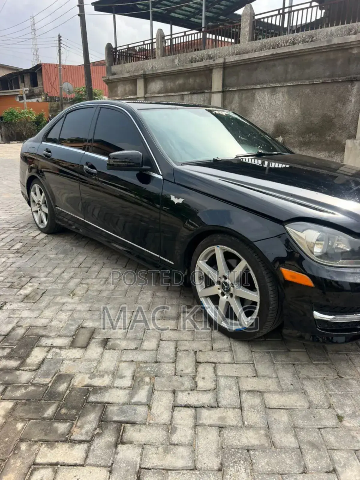 Mercedes-Benz C250 2012 Black