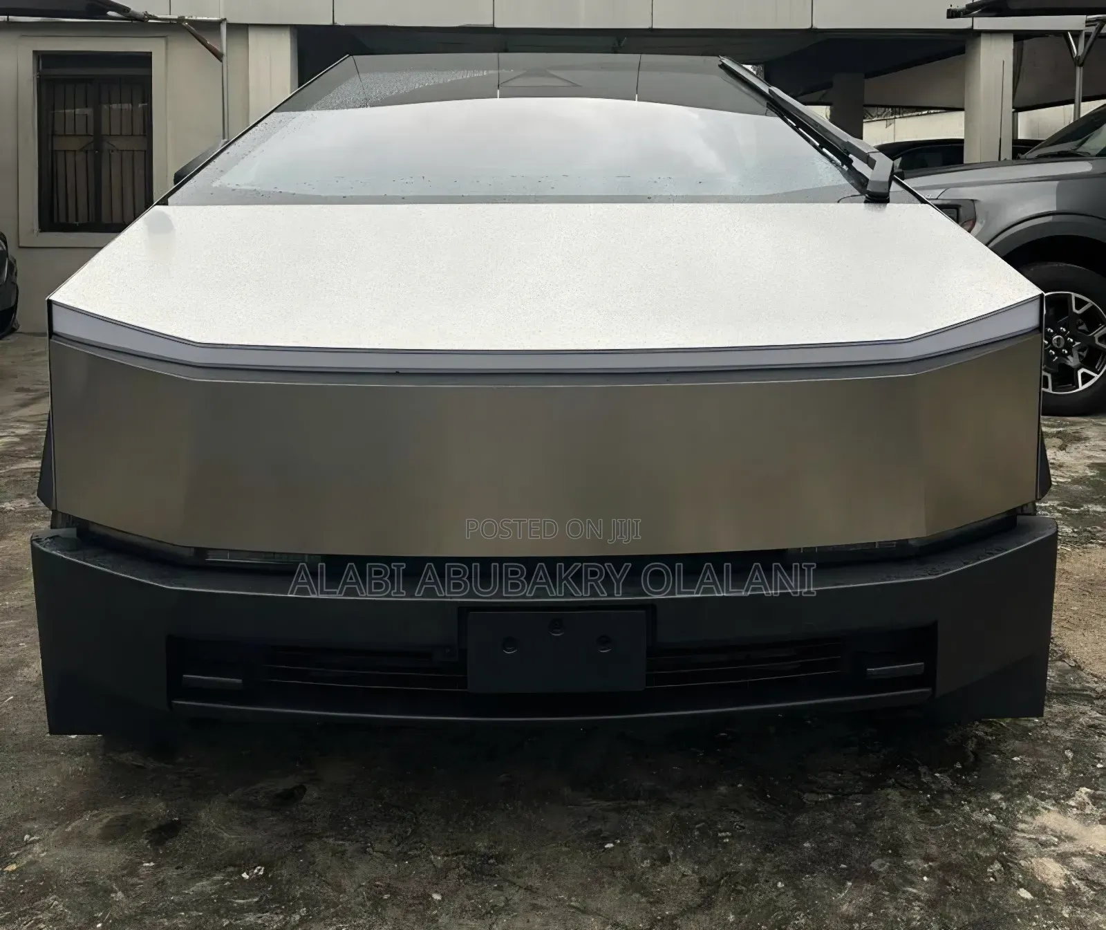 Tesla Cybertruck Cyberbeast AWD 2025 Gray