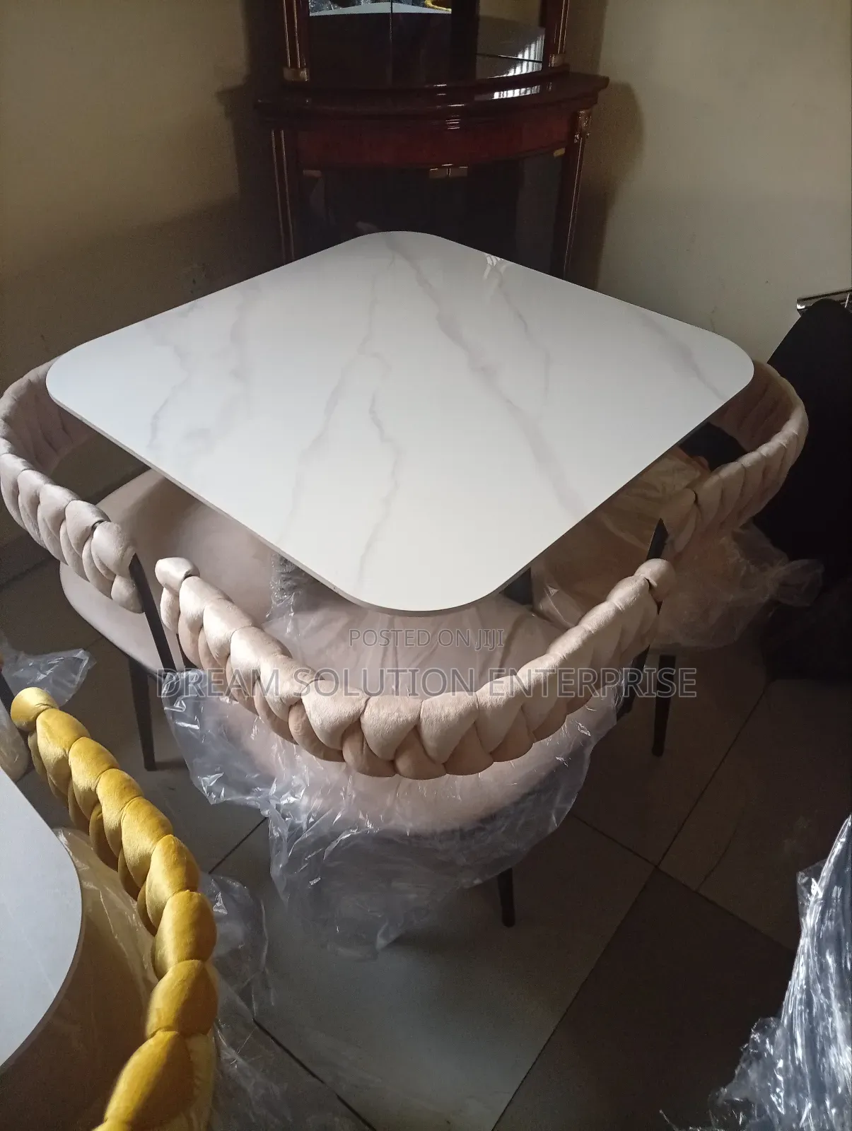 Quality Mini Dinning Table With Chairs
