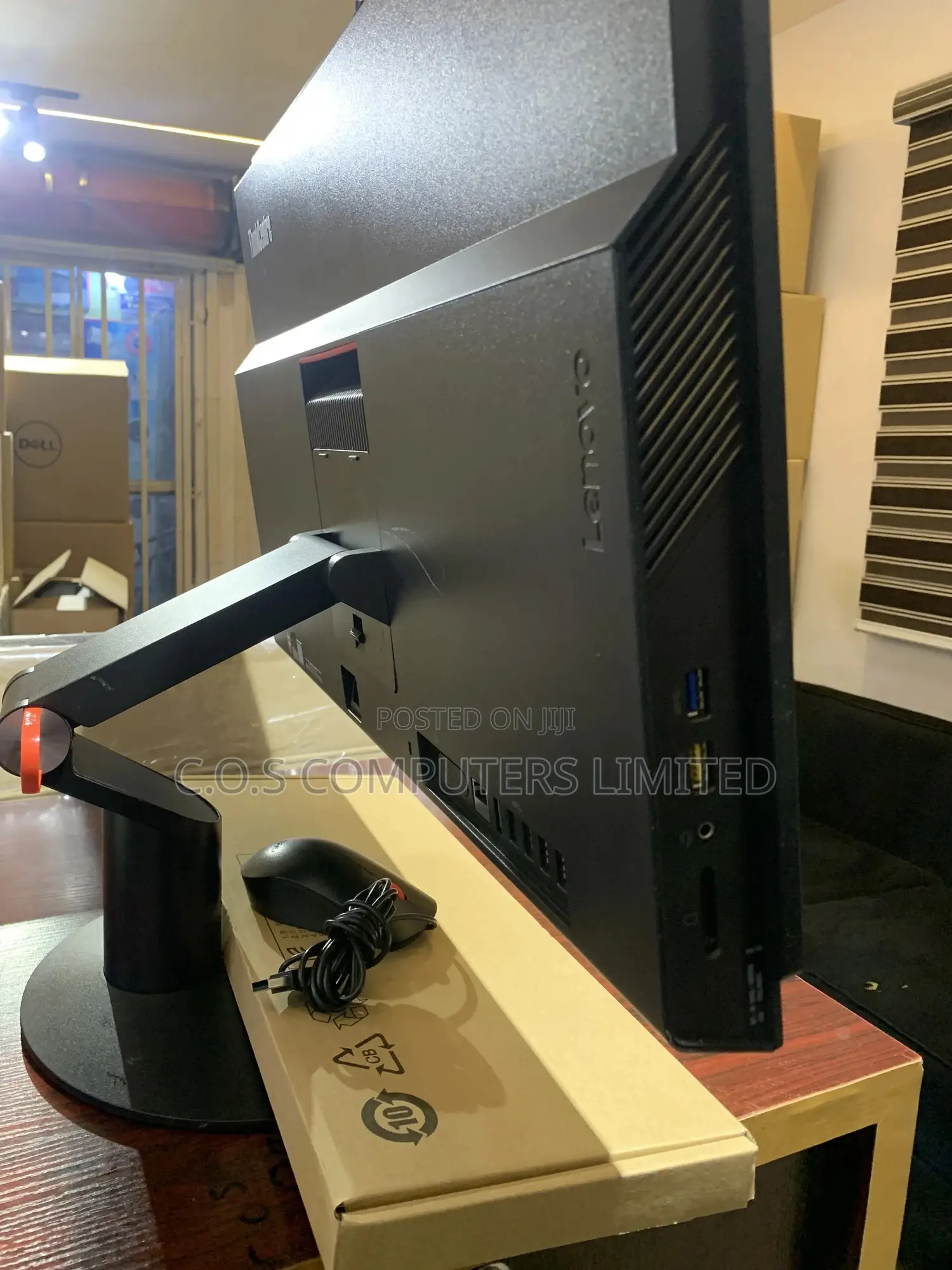 New Lenovo ThinkCentre M910z AIO 8GB Intel Core i5 SSD 512GB