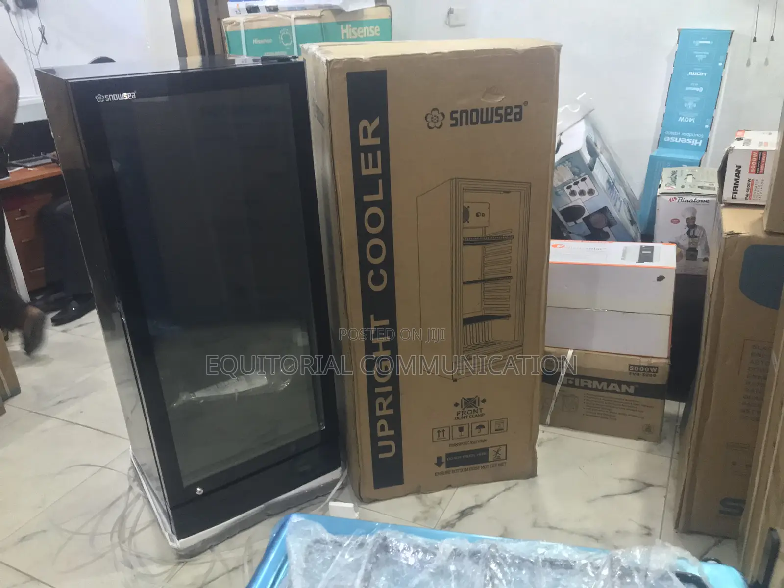 Snowsea Lc-270w Elite Beverage Display Fridge