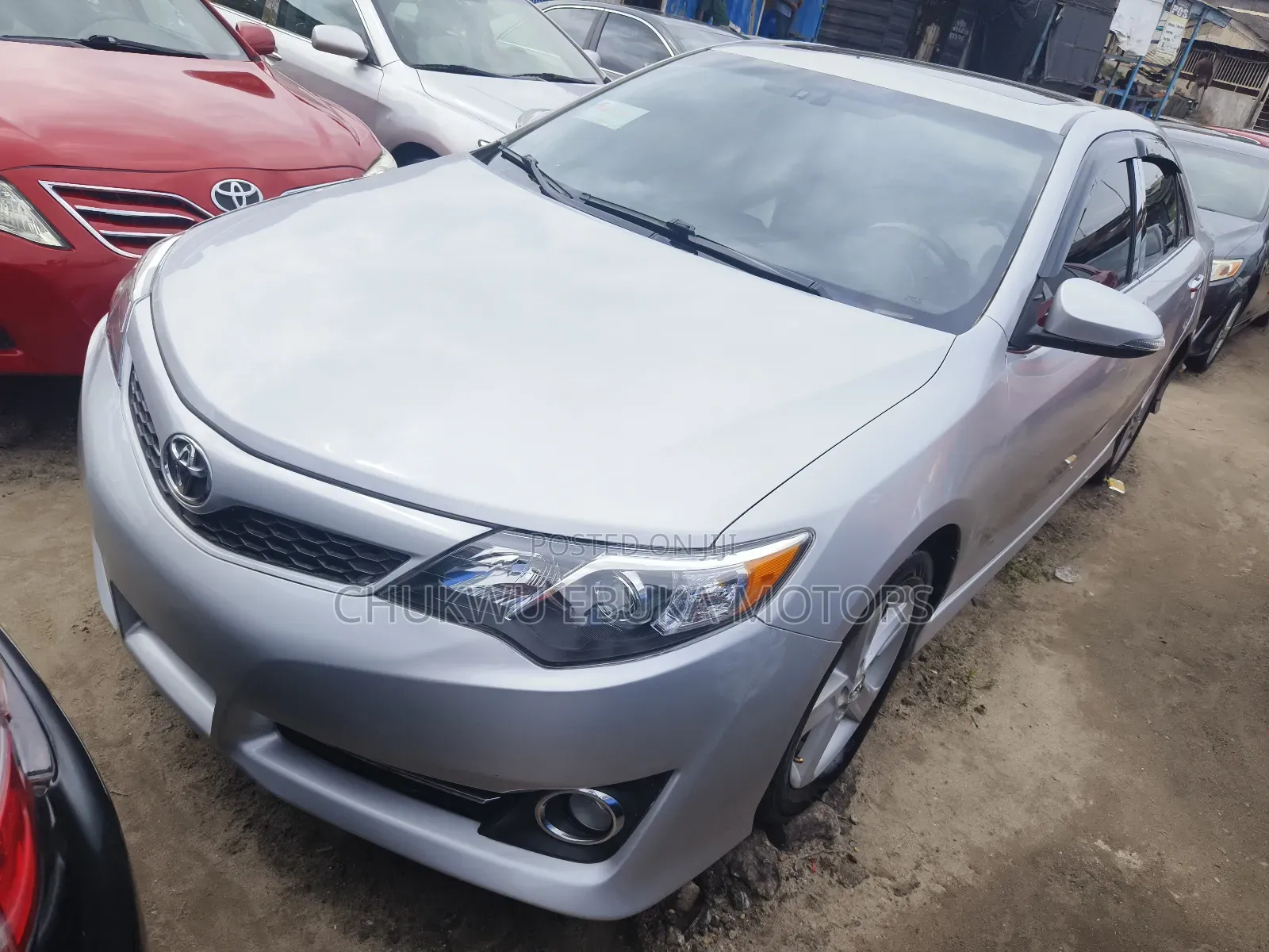 Toyota Camry SE 4dr Sedan (2.5L 4cyl 6A) 2012 Silver
