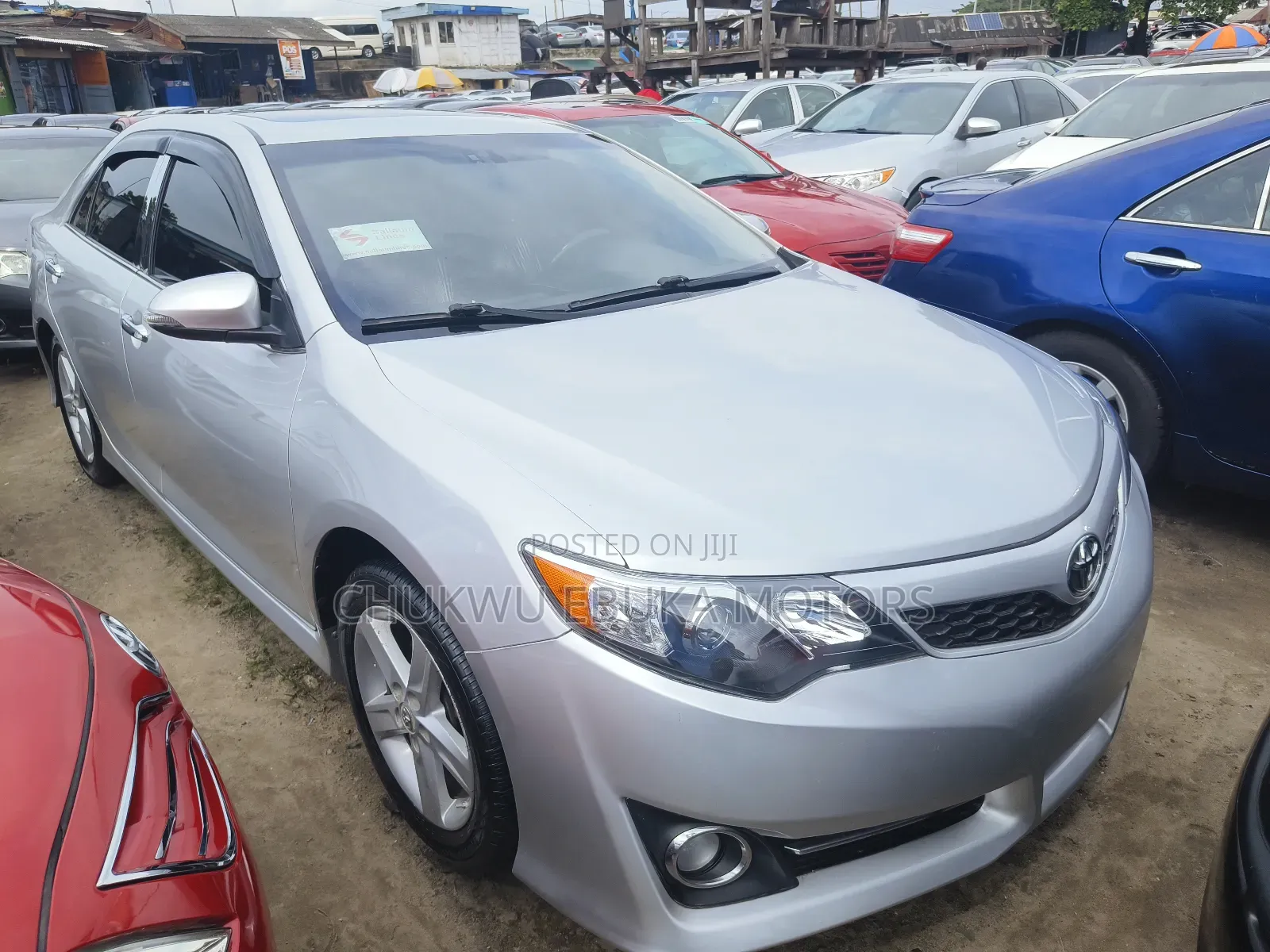 Toyota Camry SE 4dr Sedan (2.5L 4cyl 6A) 2012 Silver