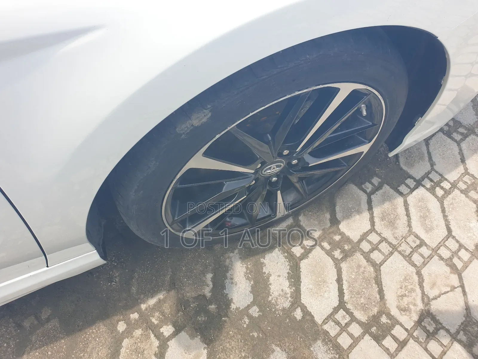 Toyota Camry XSE (2.5L 4cyl 8A) 2019 White