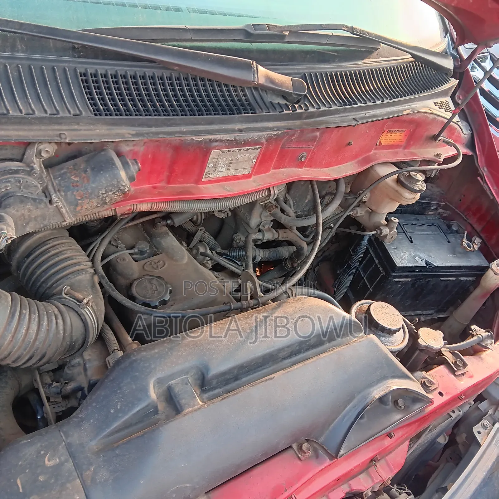Toyota HiAce 2006 Red