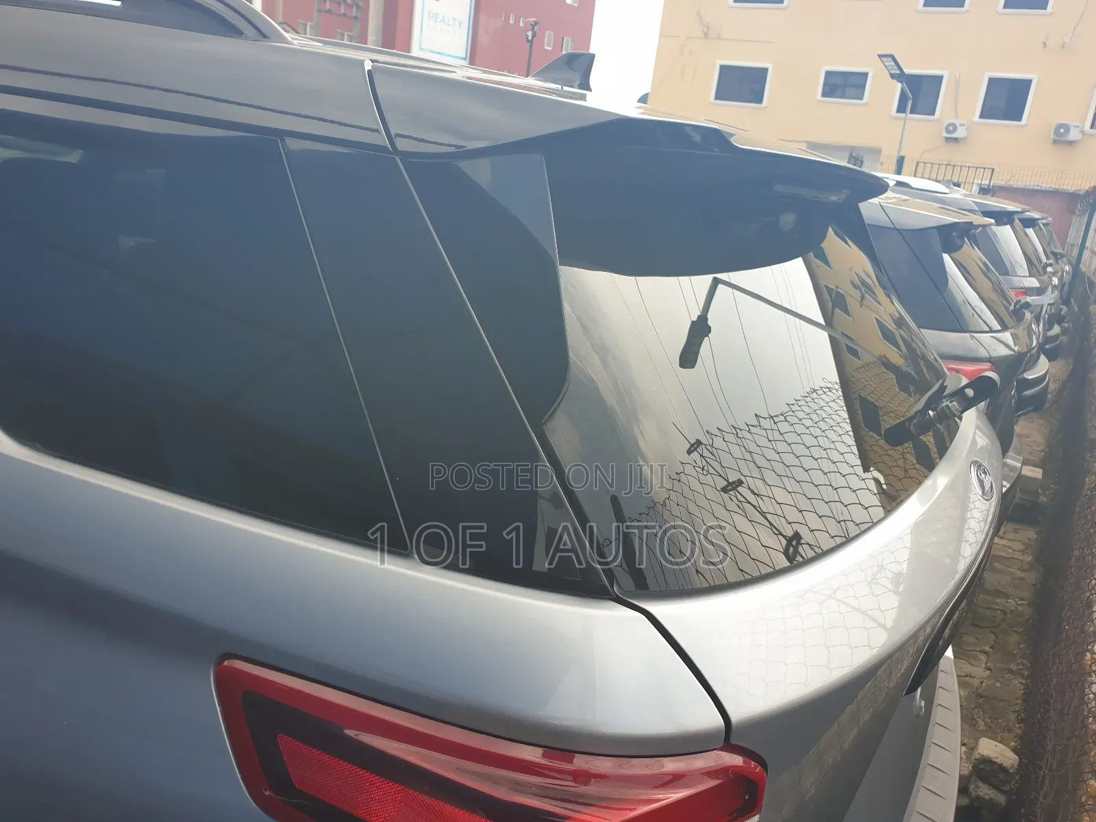Ford Explorer 2020 Silver