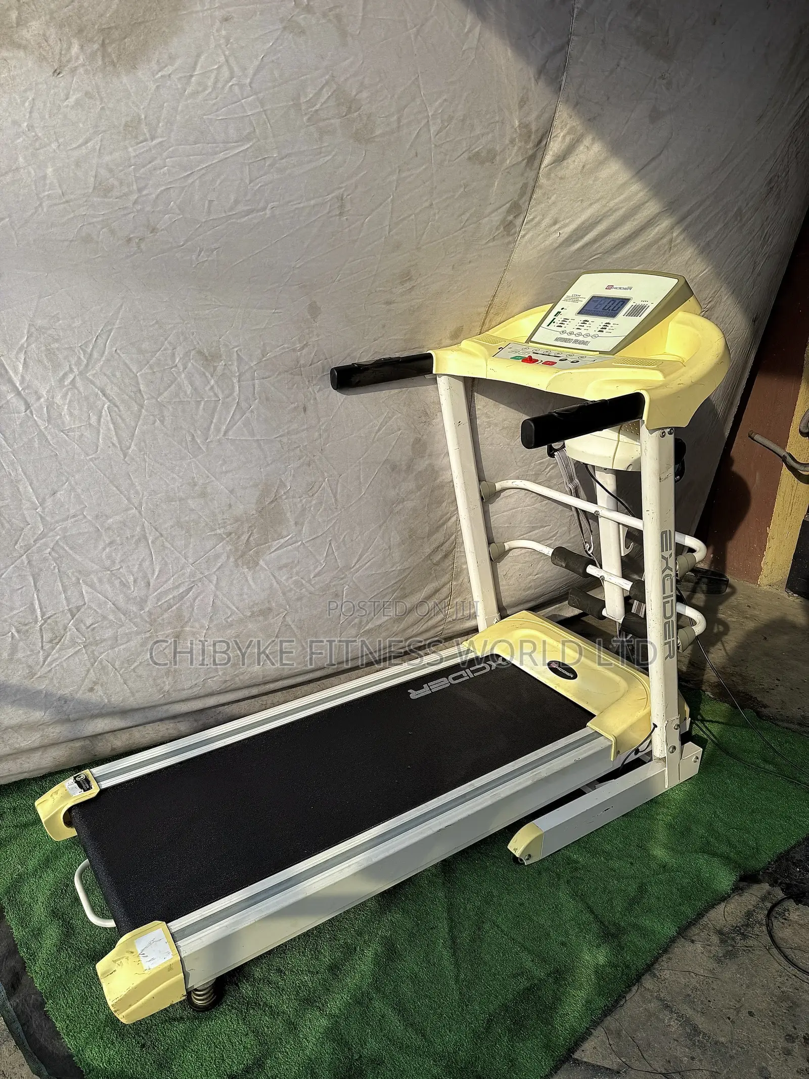 3hp Excider Treadmill With Massager and Music Player