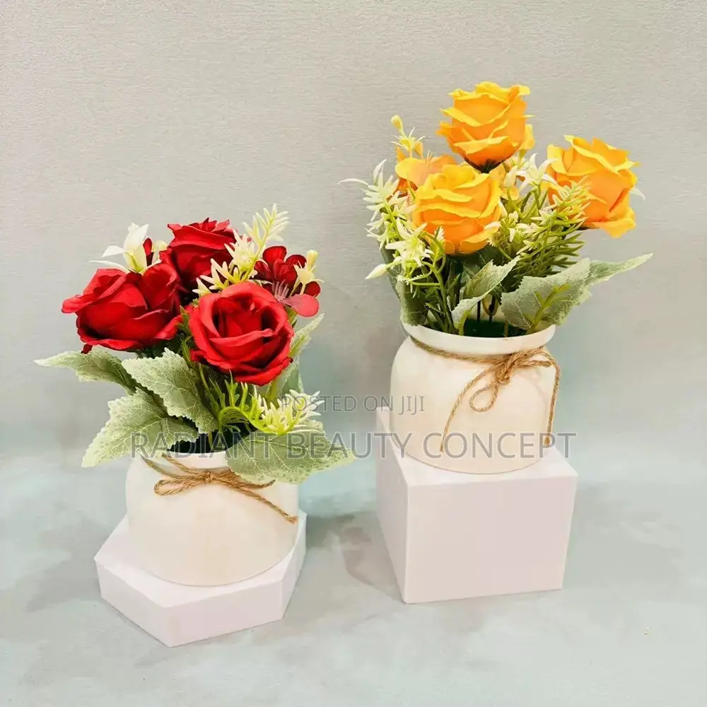 Three Roses Small Flanging Pot Bonsai Table Flower