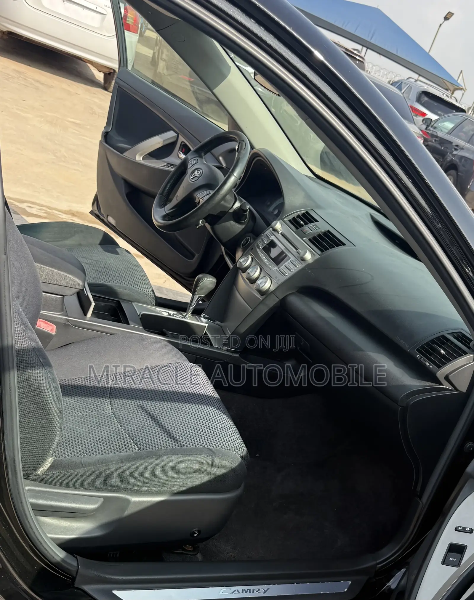 Toyota Camry SE 4dr Sedan (2.5L 4cyl 6AM) 2010 Black