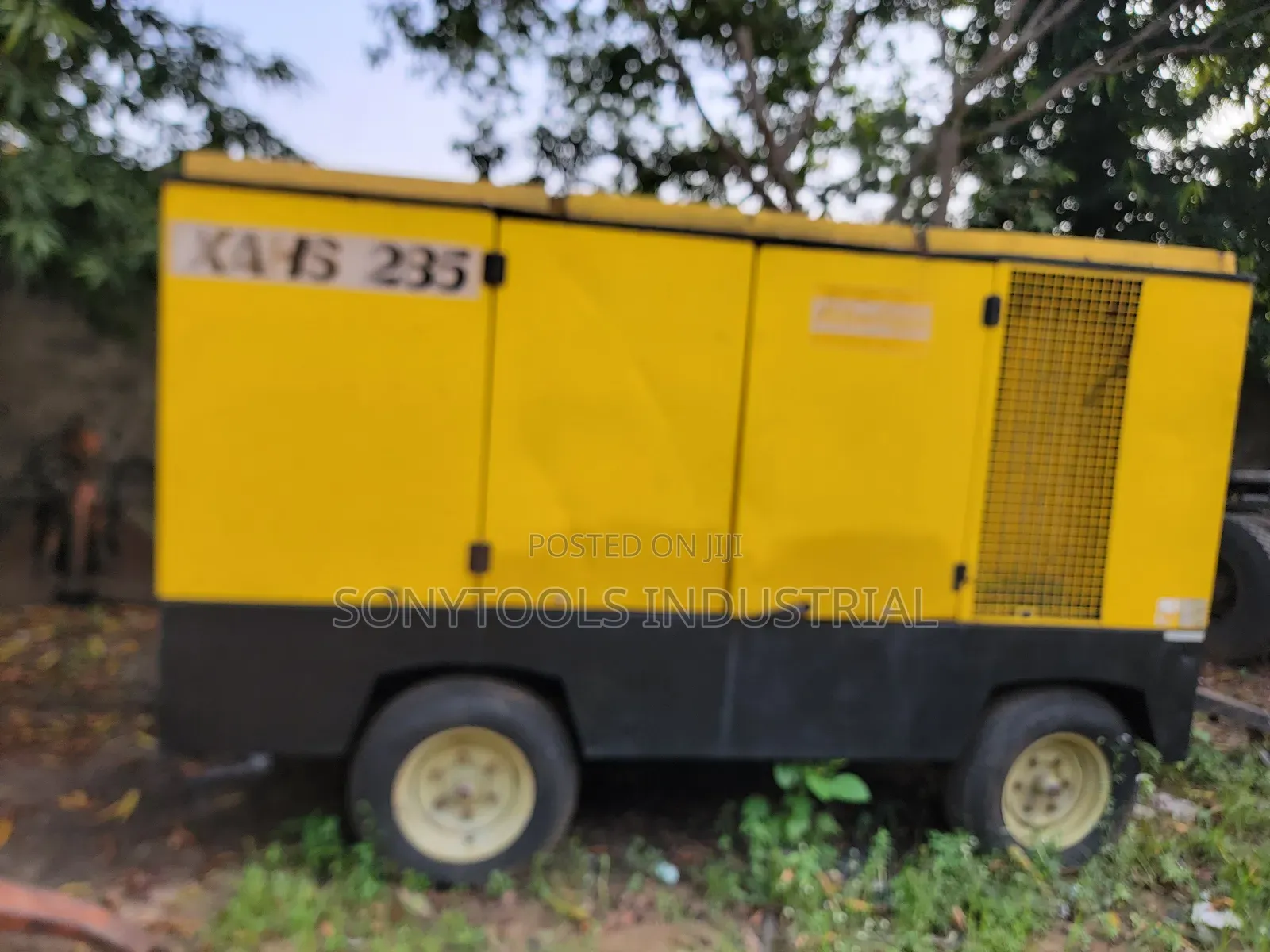 Atlas Copco Air Compressor Xahs 235