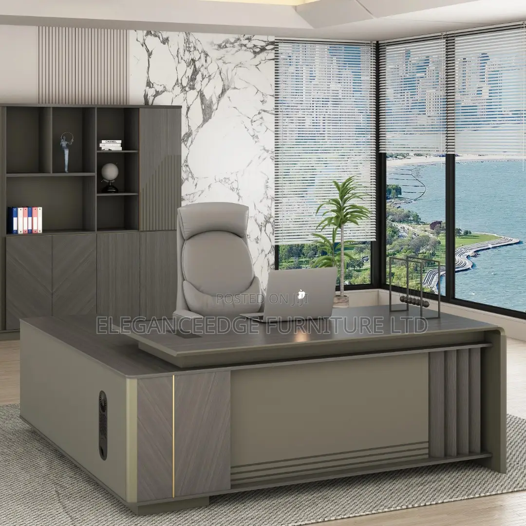 1.6 Meter Executive Director Office With Side Extension
