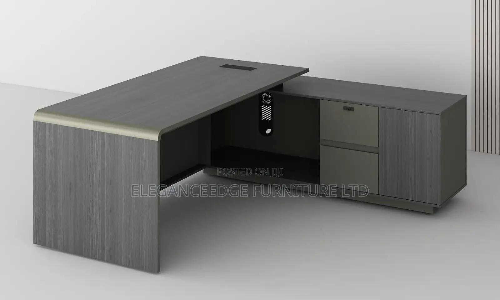 1.6 Meter Executive Director Office With Side Extension