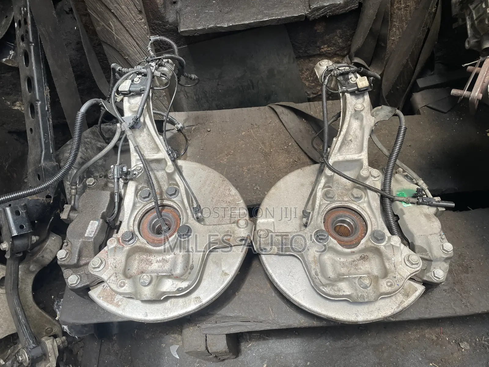 Cadillac Escalade 2020 Front and Back Complete Bearing