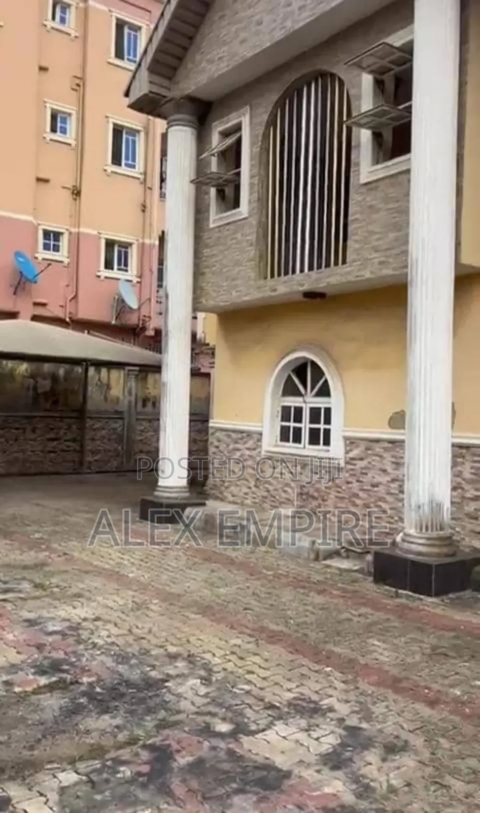 5bdrm Duplex in Ago Palace for sale
