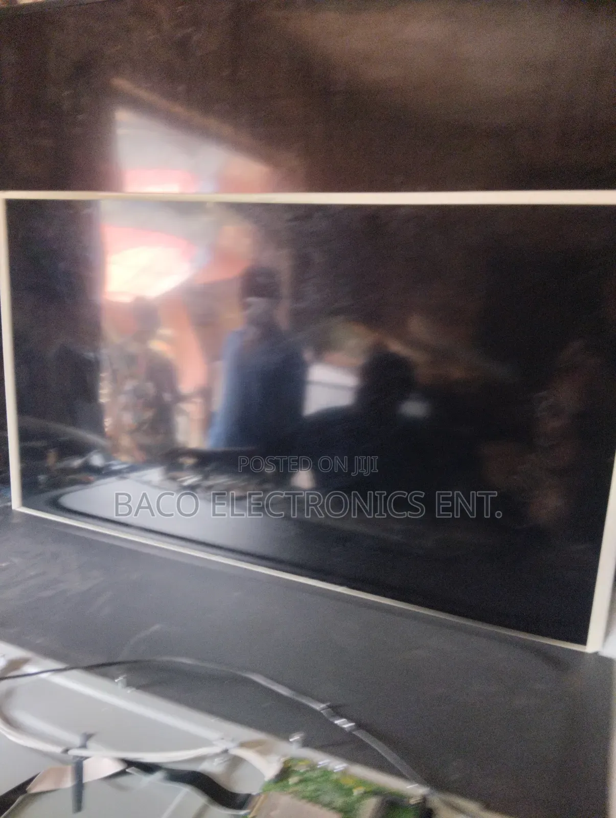 Samsung 58 Inches Full Smart Tv Screen Fault