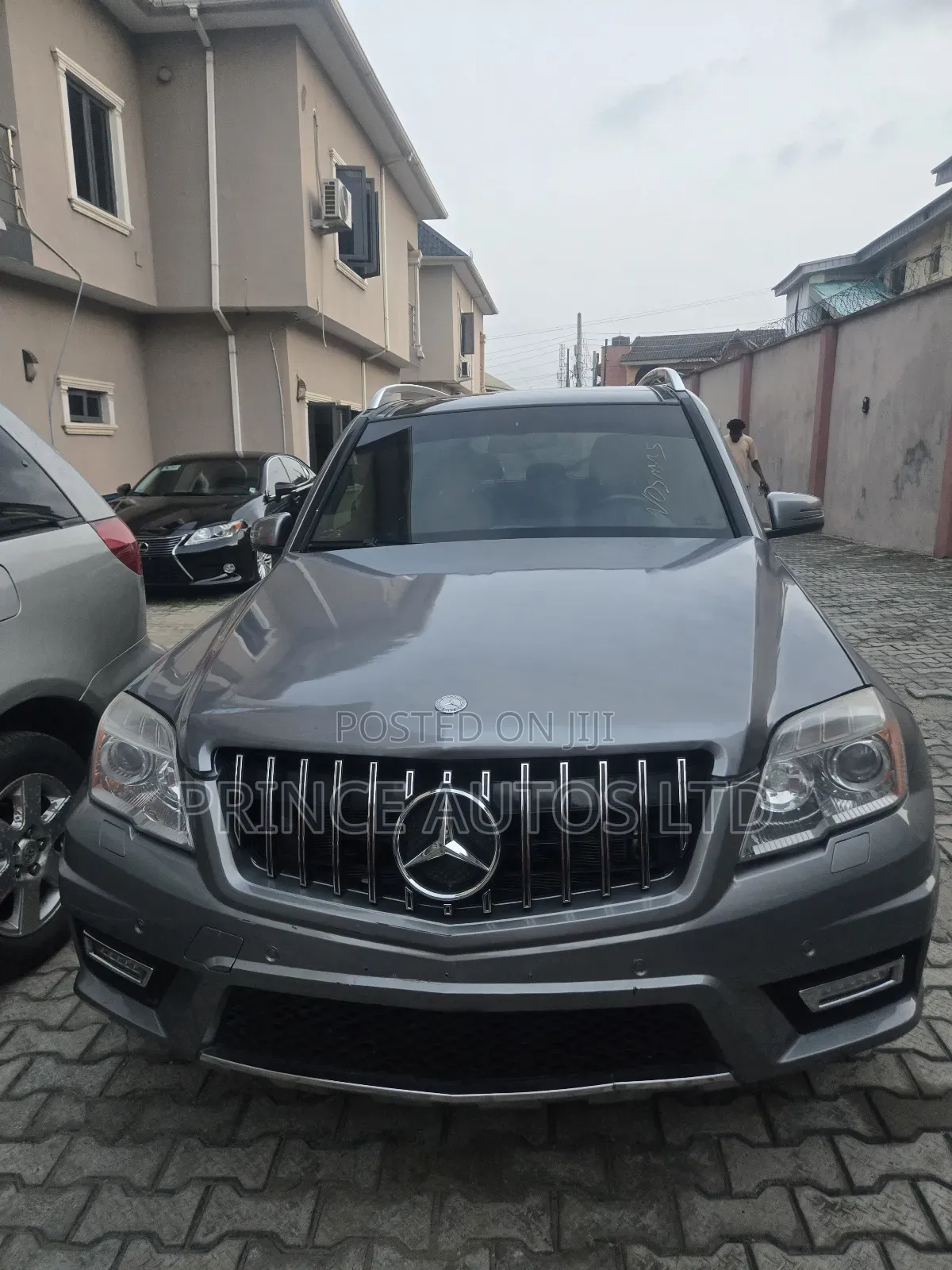 Mercedes-Benz GLK-Class 350 4MATIC 2012 Gray