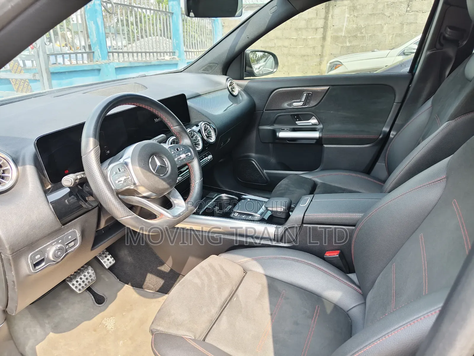 Mercedes-Benz GLA 250 2023 Black