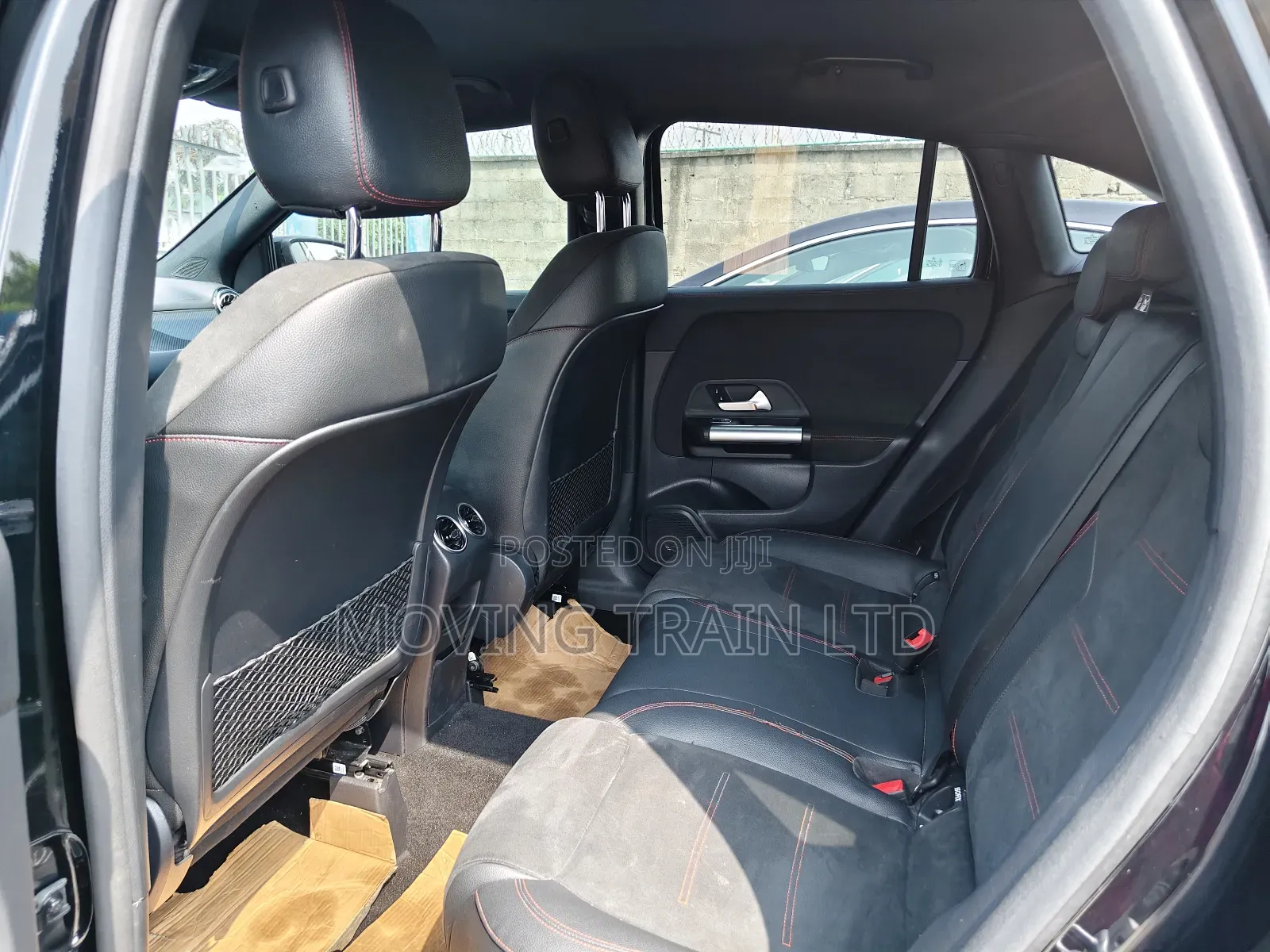 Mercedes-Benz GLA 250 2023 Black