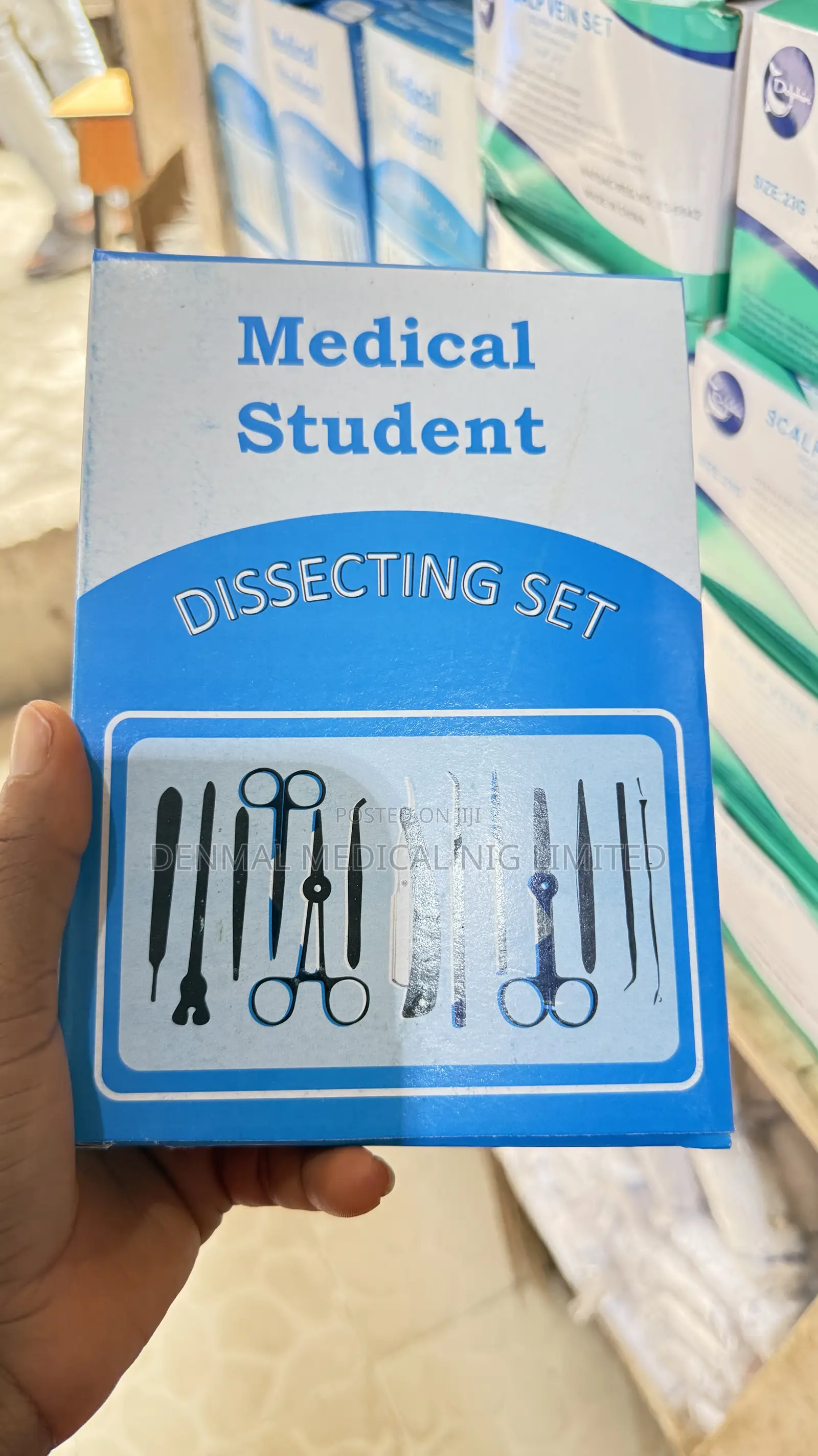 Dissecting Set