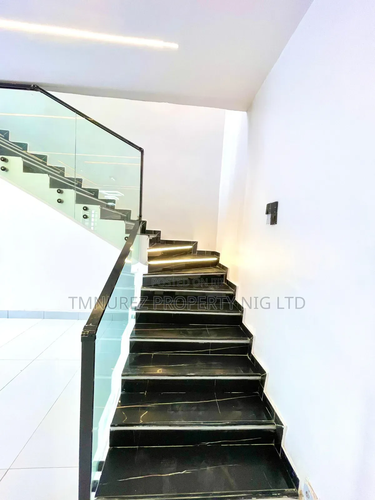 4bdrm Duplex in Lekki Palm, Ajah for sale
