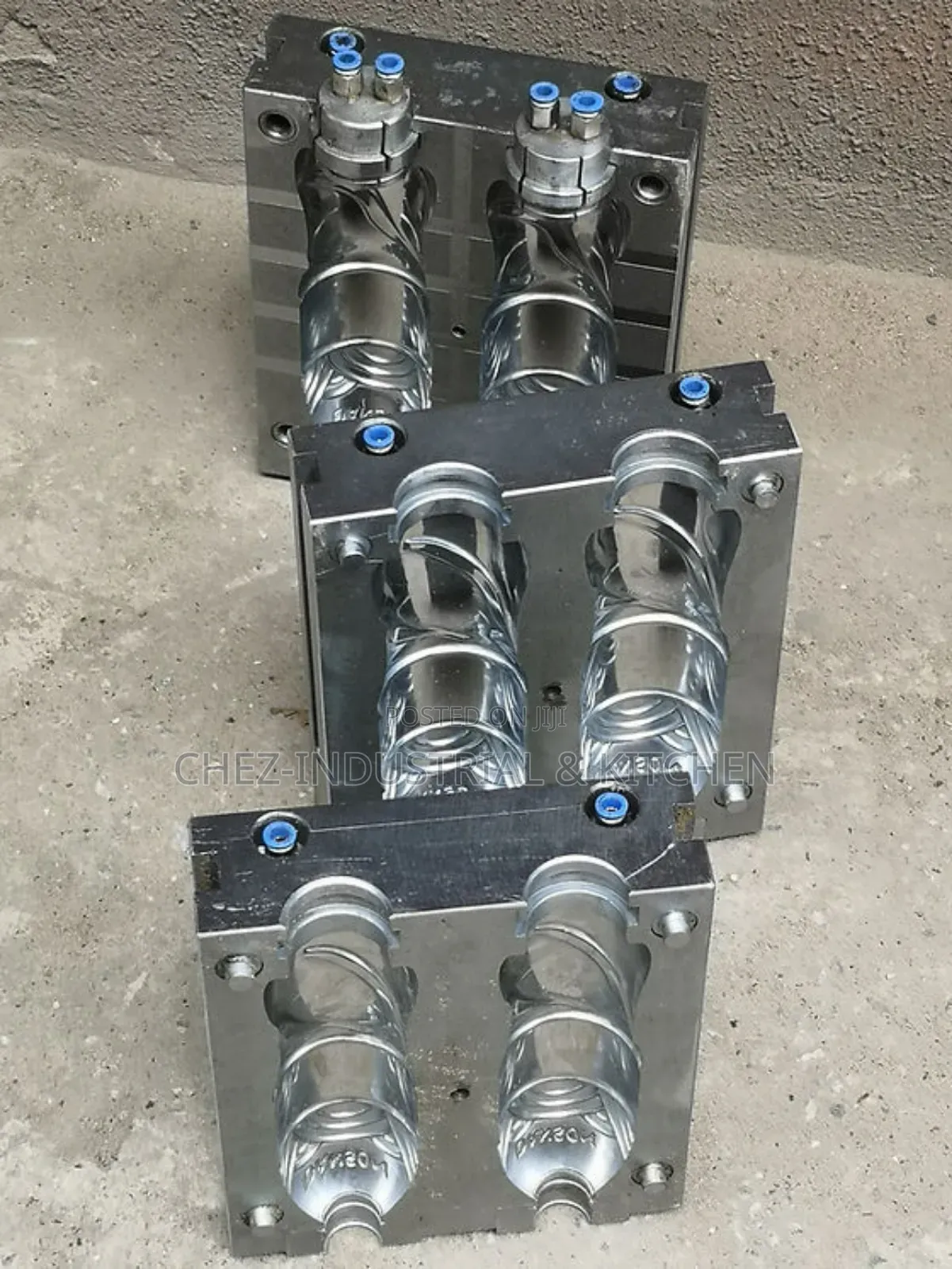 Bottle Blowing Mould