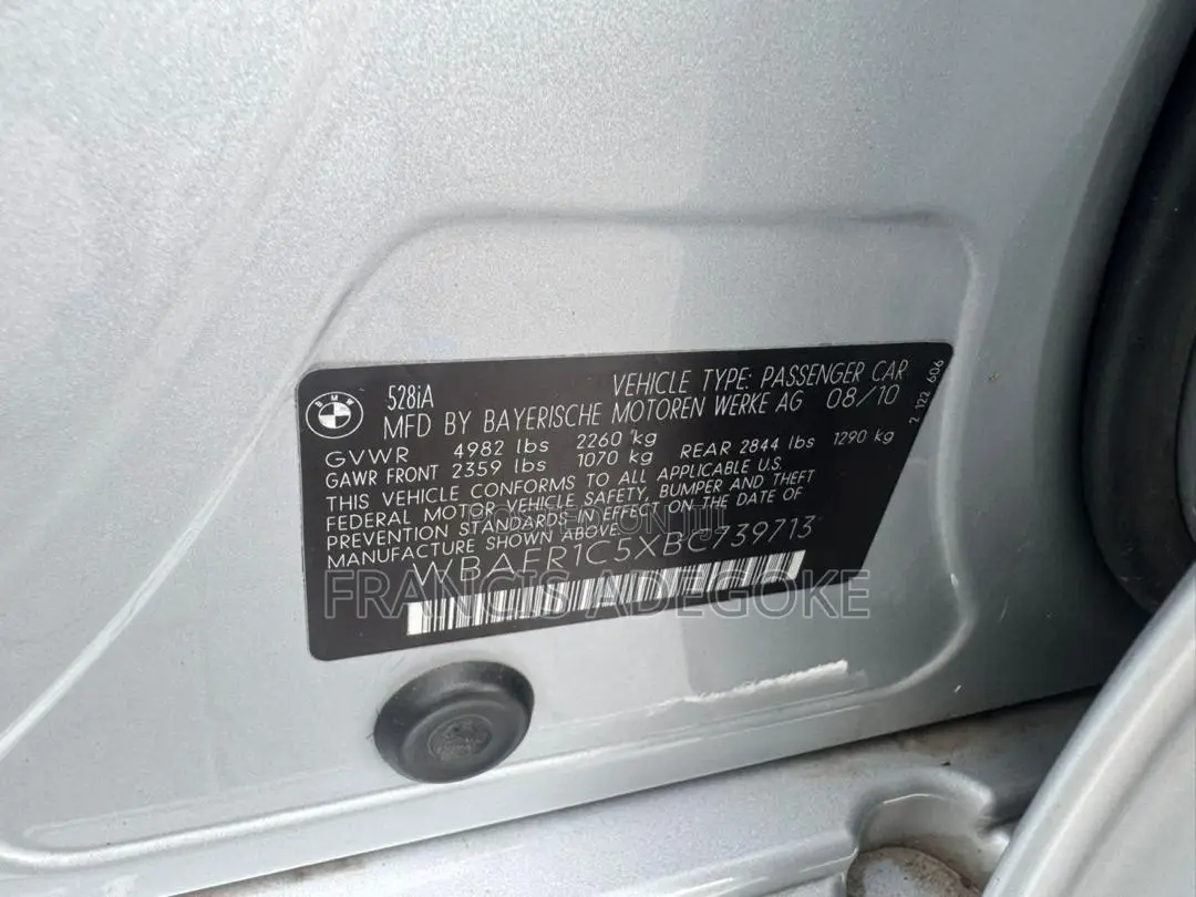 BMW 528i 2011 Silver