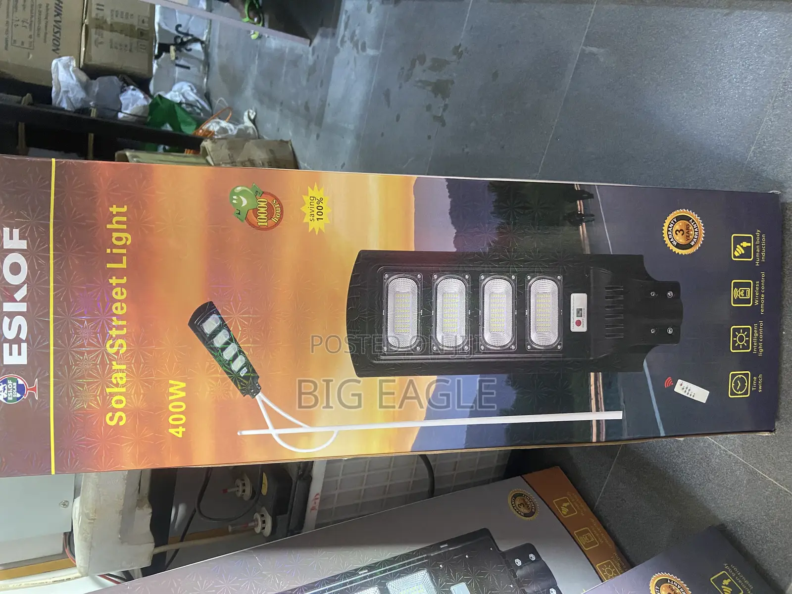 Four Eye Solar Street Light With Free Pole - 400w