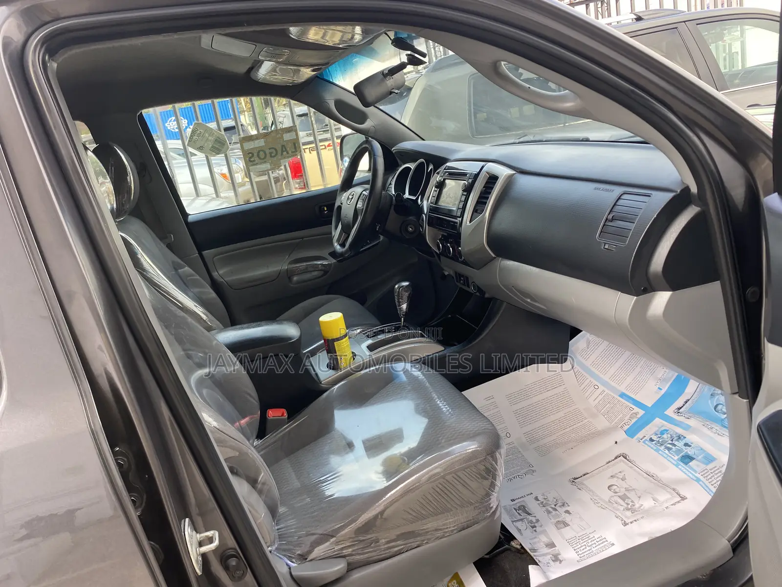 Toyota Tacoma 2015 Gray