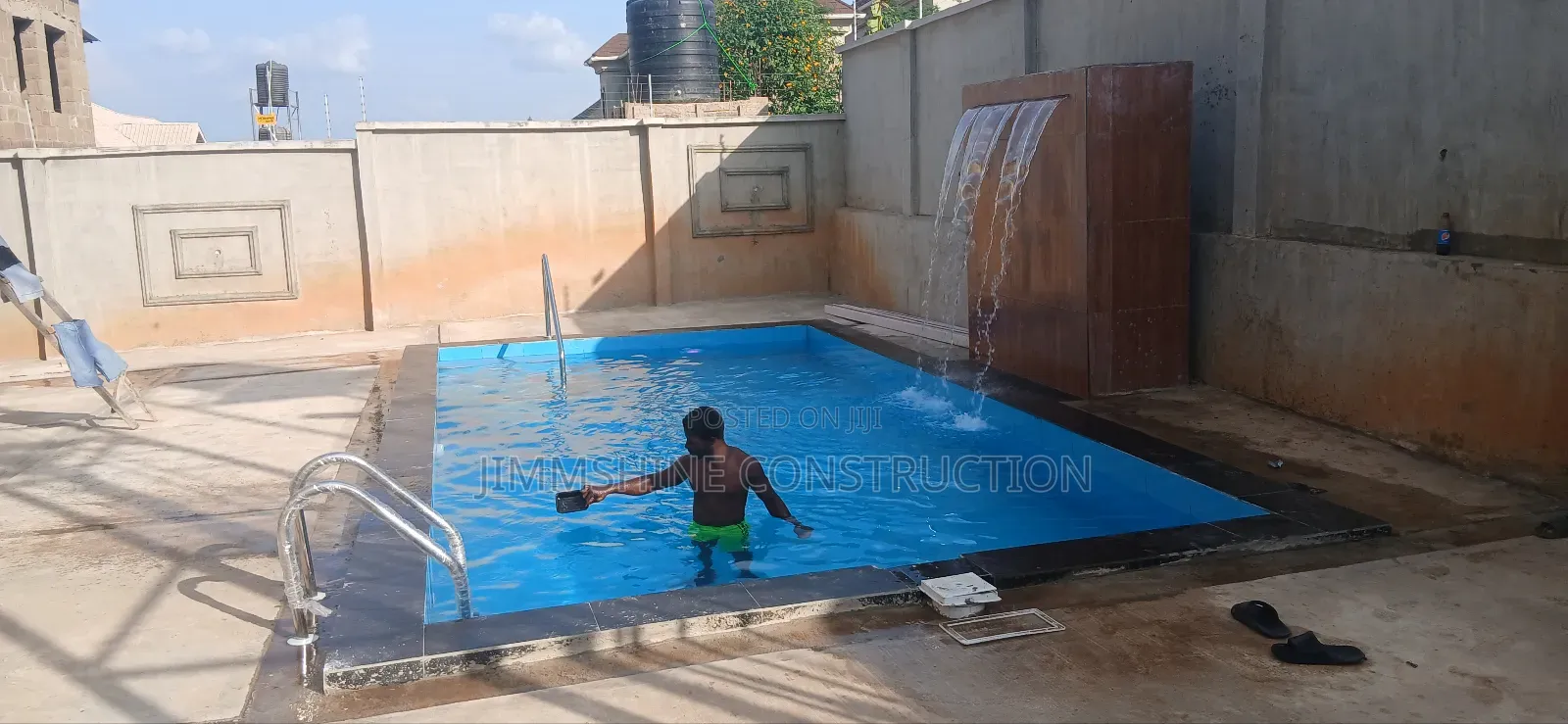 Swimming Pool With Bar