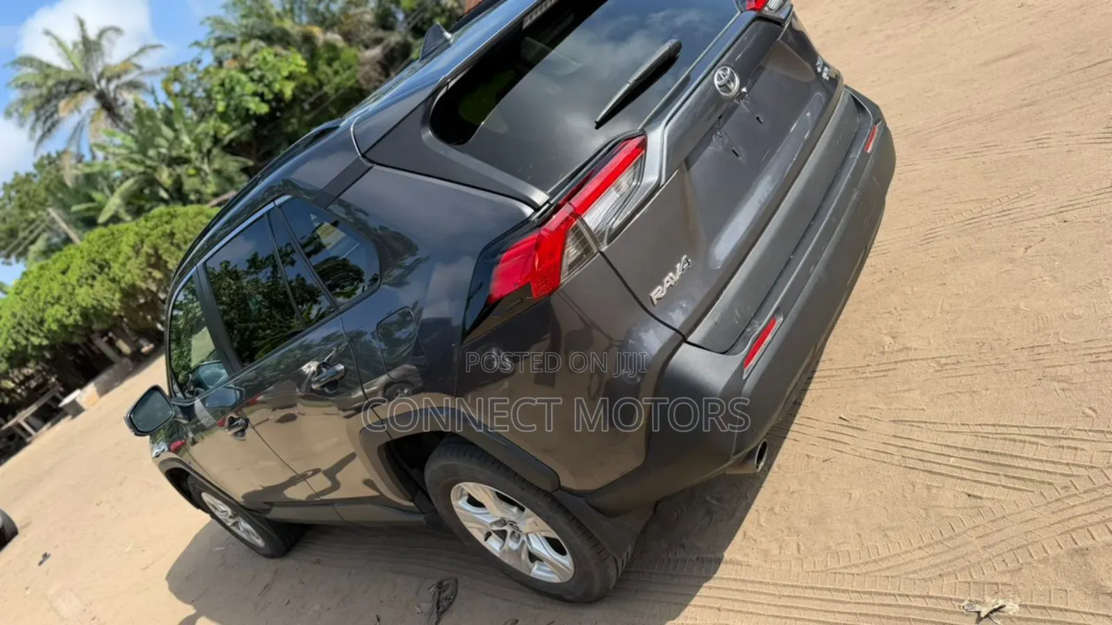 Toyota RAV4 Limited AWD 2023 Gray