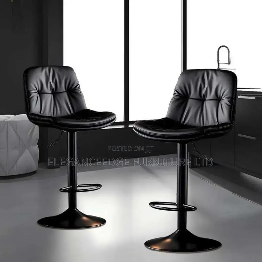 Modern High Kitchen Bar Stool With Black Design