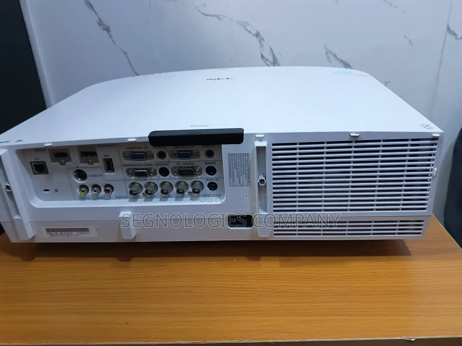 Nec Pa500u 5000lumens Projector