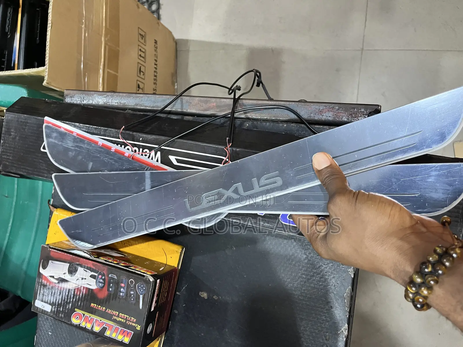 Lexus Step Light With Wire Changing Colors