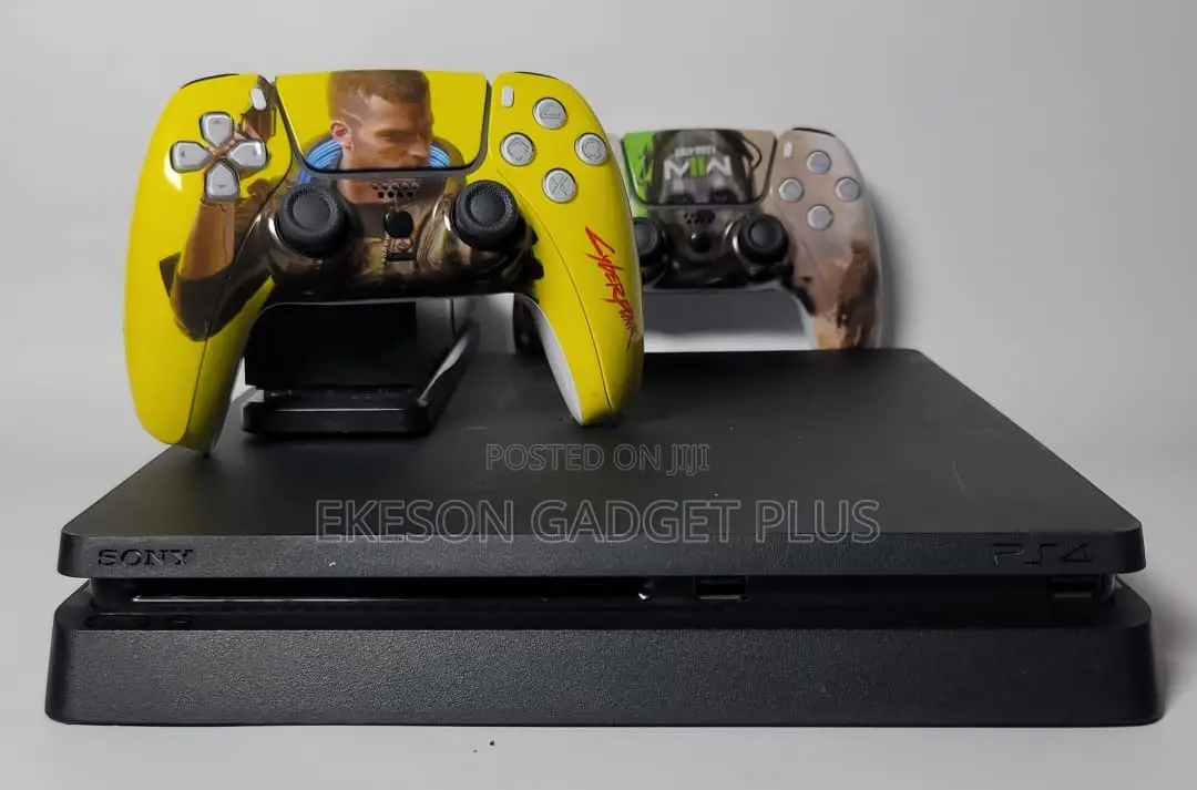 Uk Used Ps4 Slim Console With 2 Pads and 12games