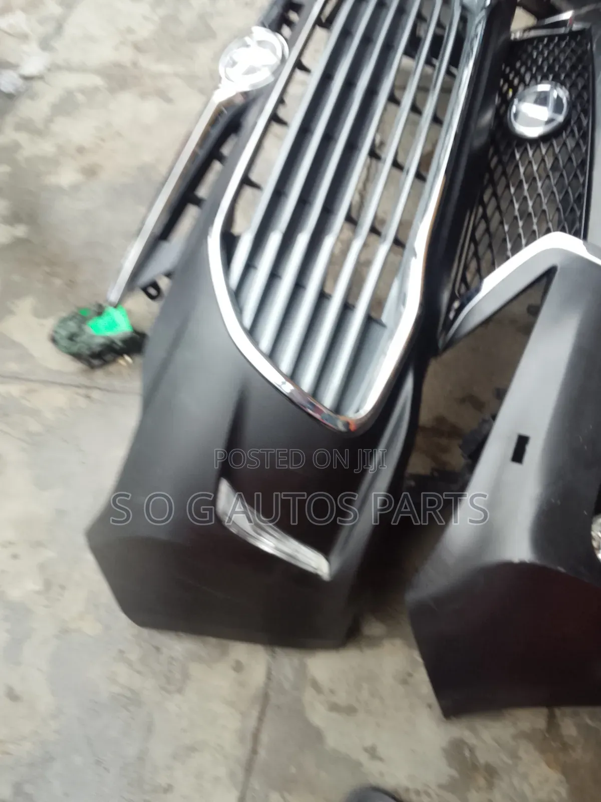Complete Front Bumper Avalon 2018