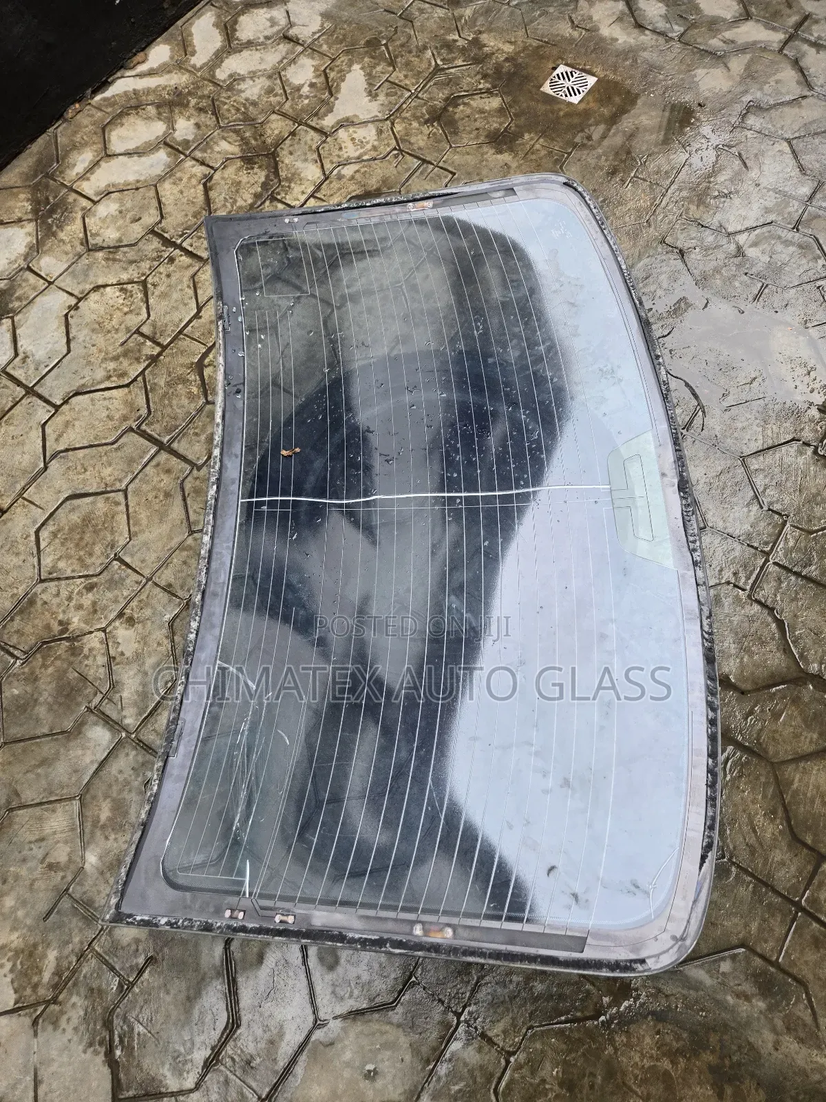 Toyota Avalon 2008 Back Windscreen Glass Available