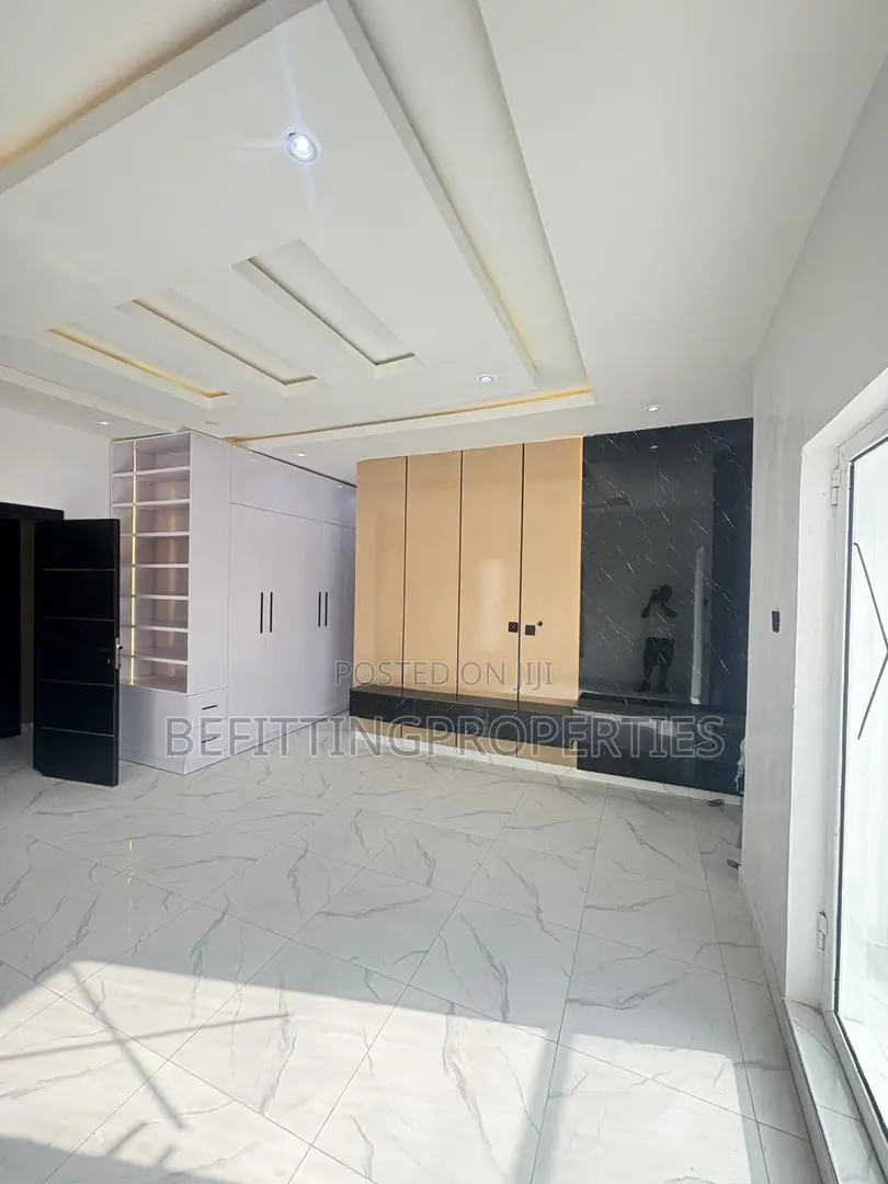 5bdrm Duplex in Amazing Grace Estate, Agege for sale