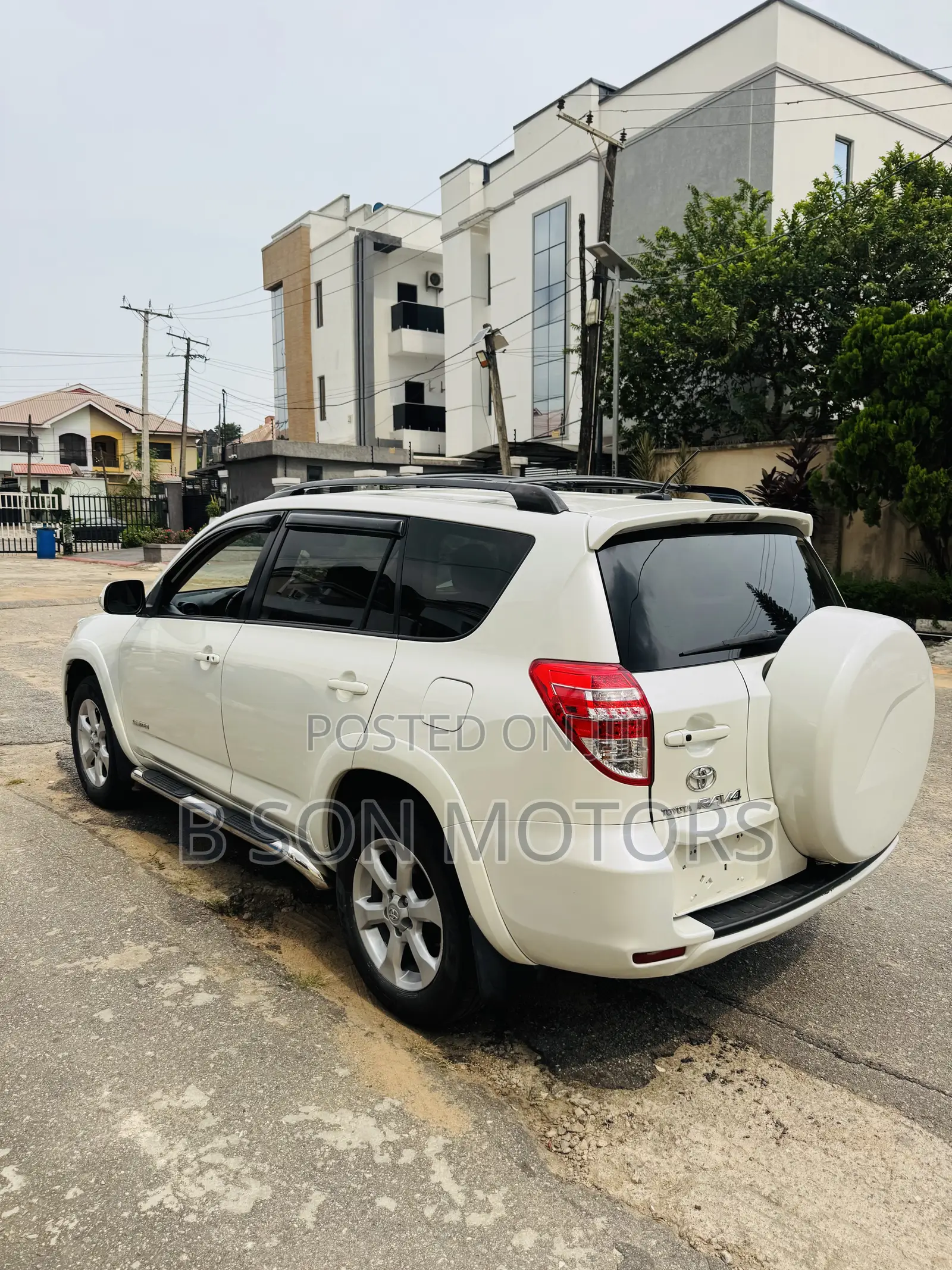 Toyota RAV4 2.5 Limited 4x4 2010 White