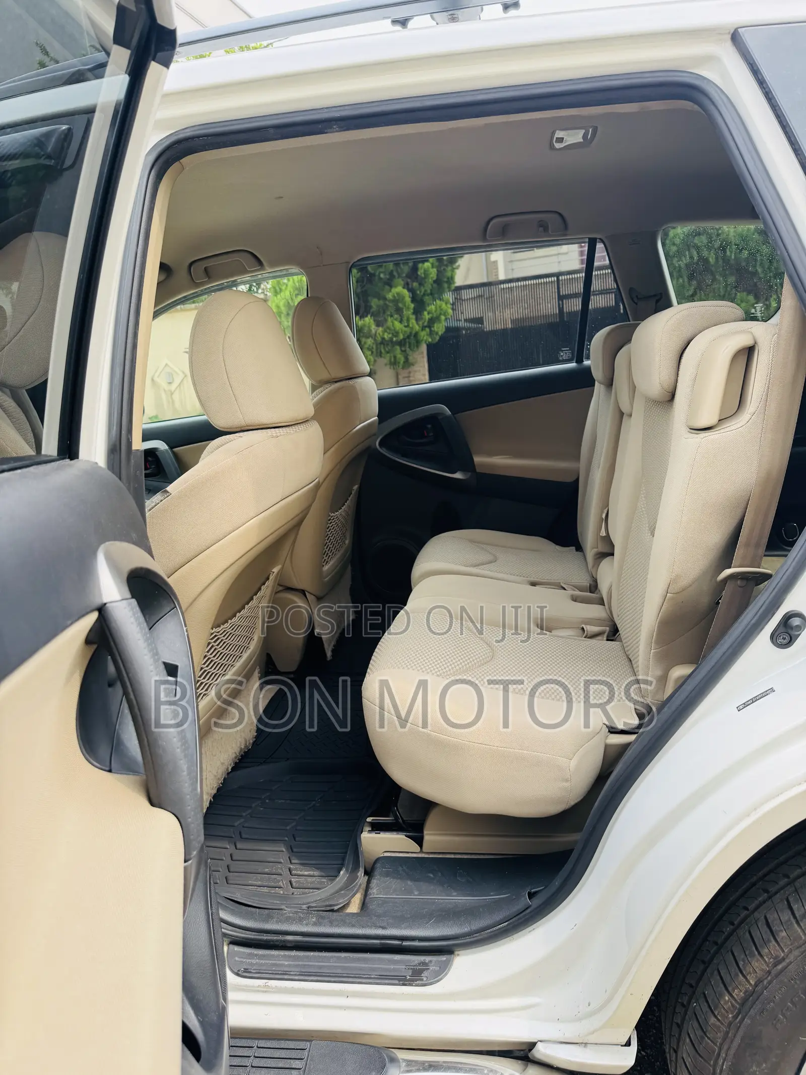 Toyota RAV4 2.5 Limited 4x4 2010 White